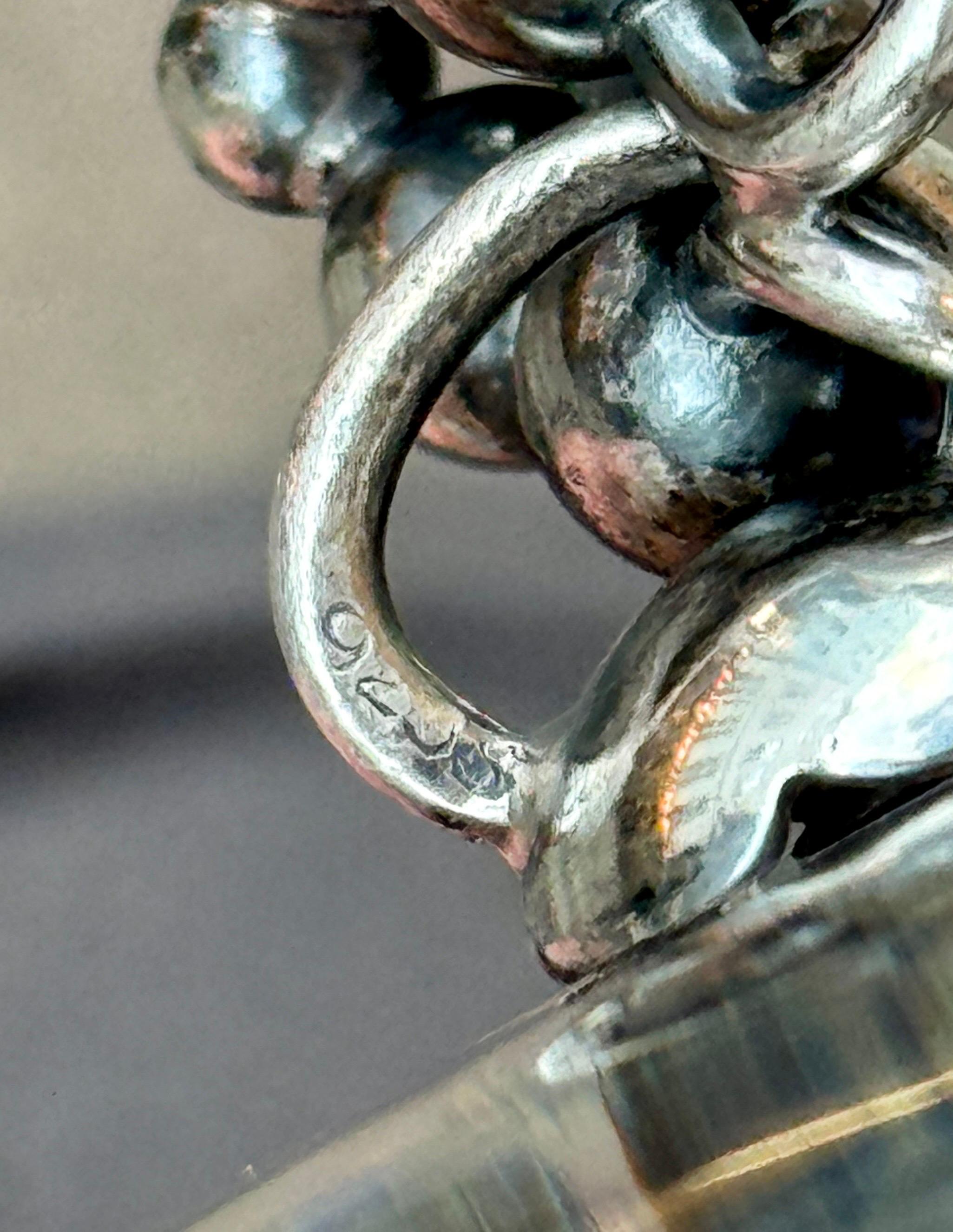 Piccolo vaso danese in vetro con uva in argento, A. Dragsted in vendita 9