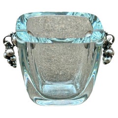 Petit vase danois avec raisins en argent sterling, A. Dragsted