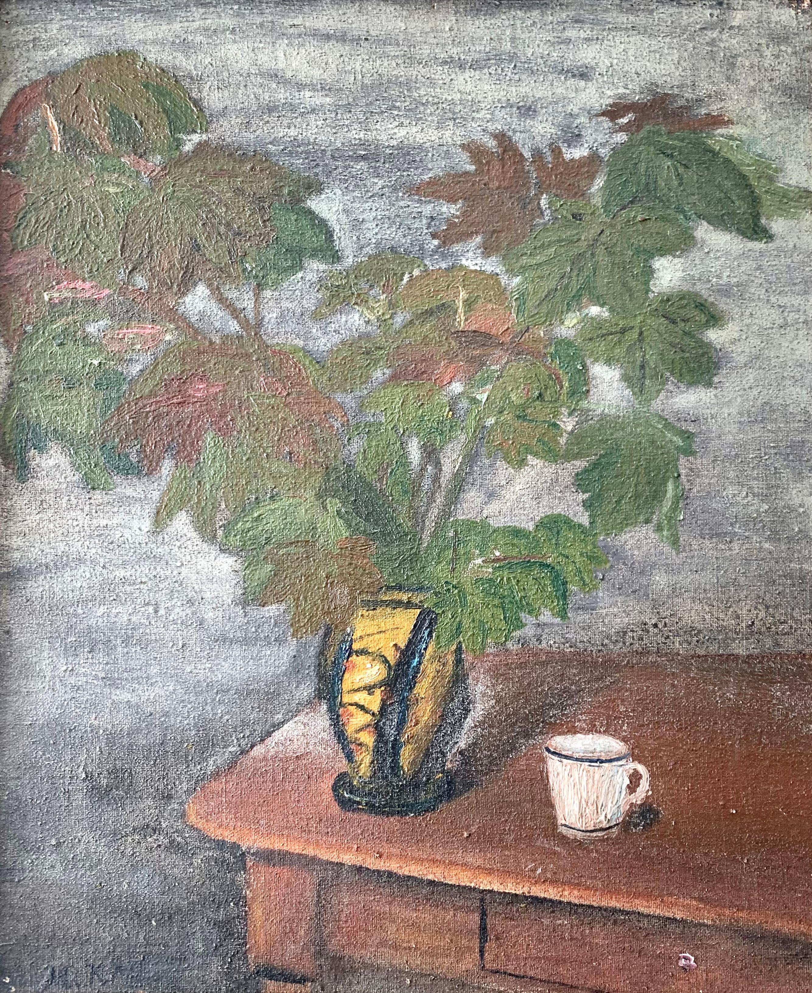 Es handelt sich um ein originales Stillleben in Öl auf Platte mit dem Motiv einer gelb-schwarzen Vase mit grünen Zweigen und rötlich-braunen Blättern auf einem Holztisch neben einer kleinen weißen Tasse. 

Das Motiv unterscheidet sich von den
