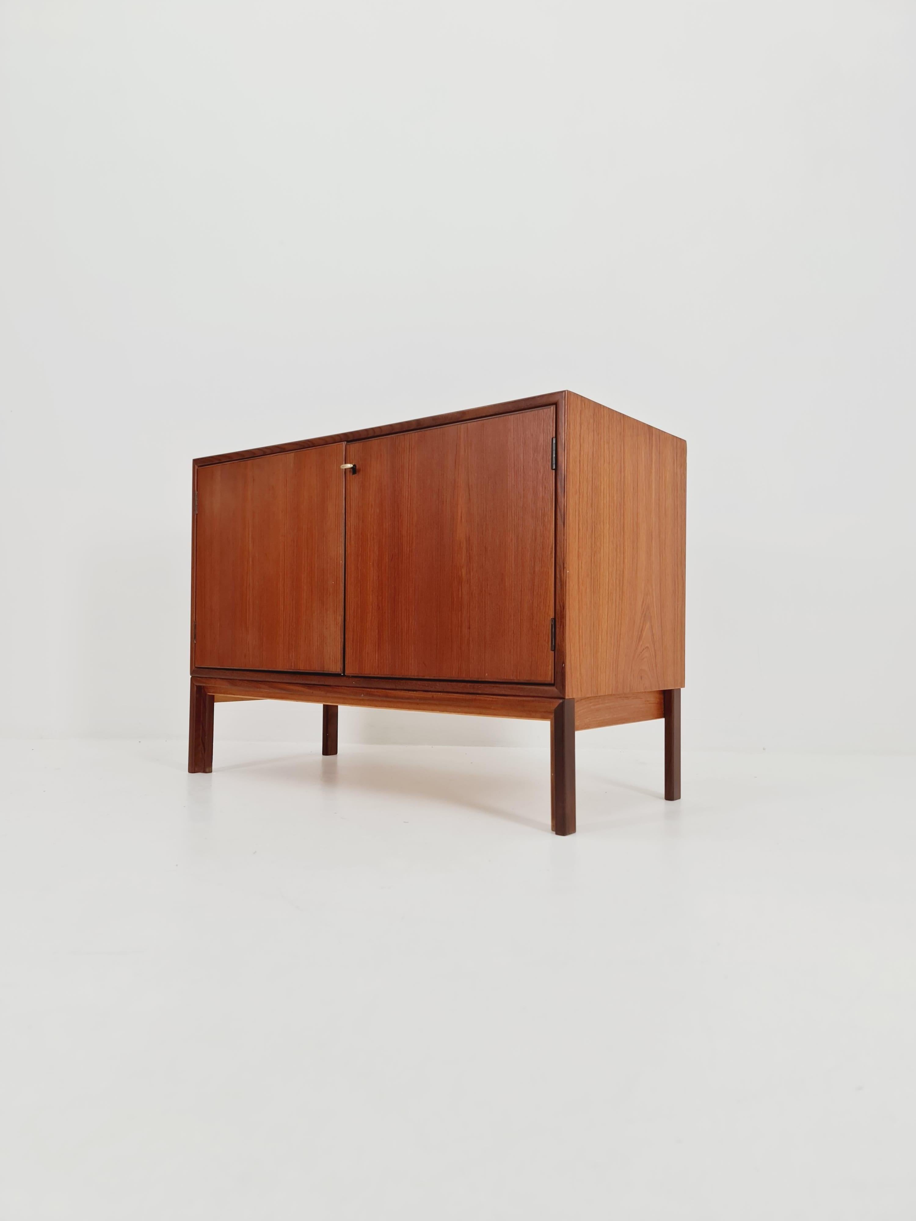 Mid-century Danish vintage Teak hallway cabinet, sideboard,  1960s For Sale 1
