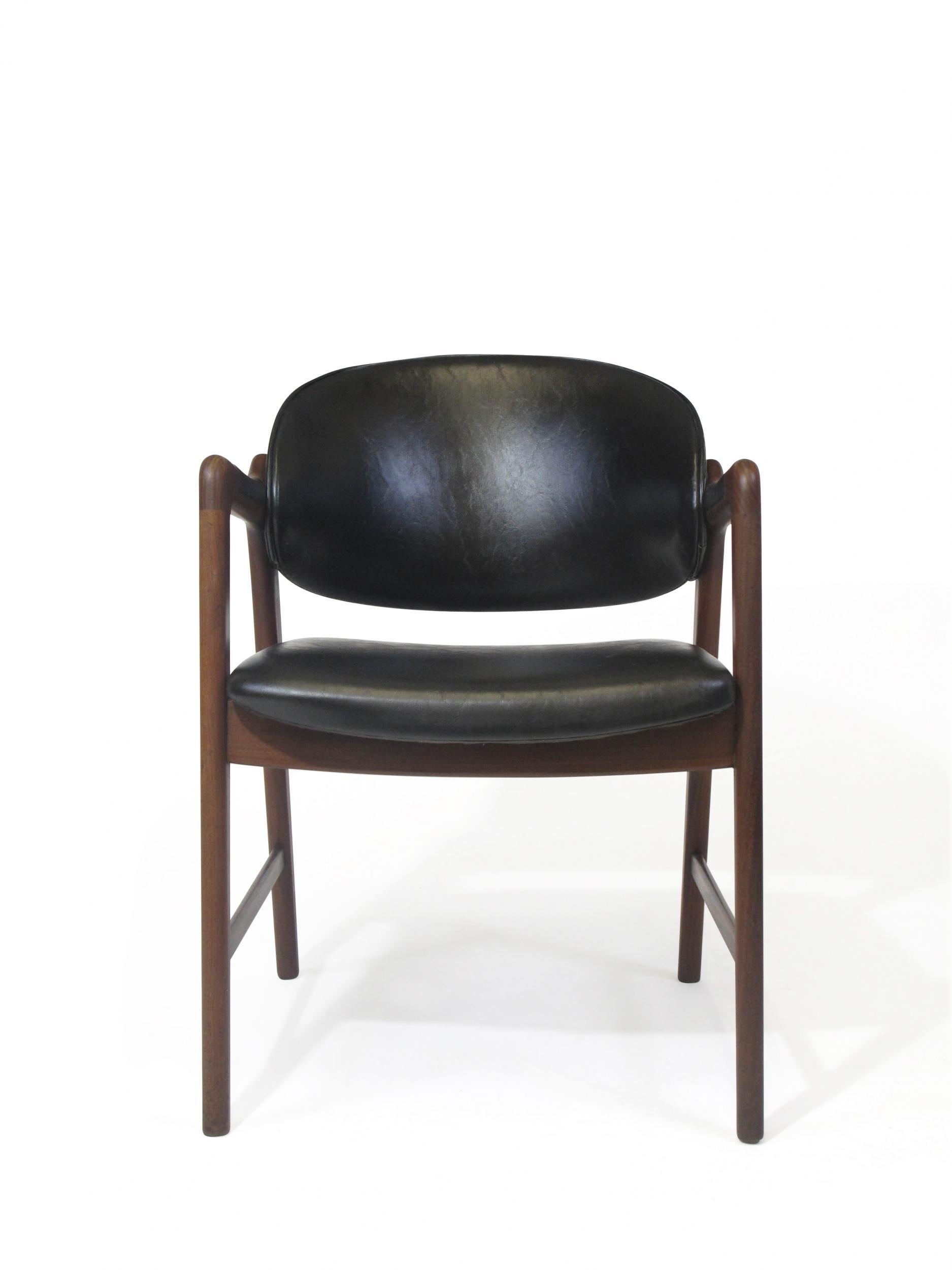 Midcentury Danish Walnut Armchairs in Black For Sale 2