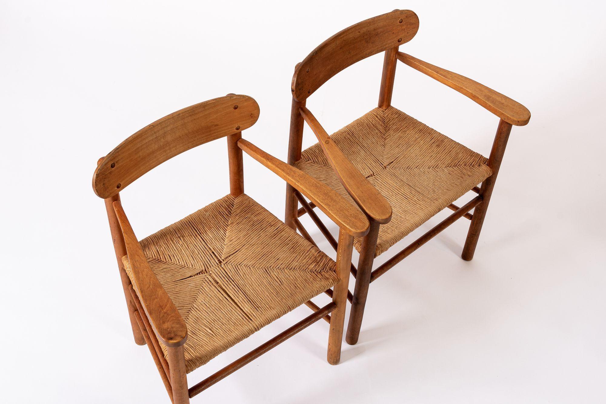 Sillas de comedor danesas de madera y mimbre de mediados de siglo en venta 2
