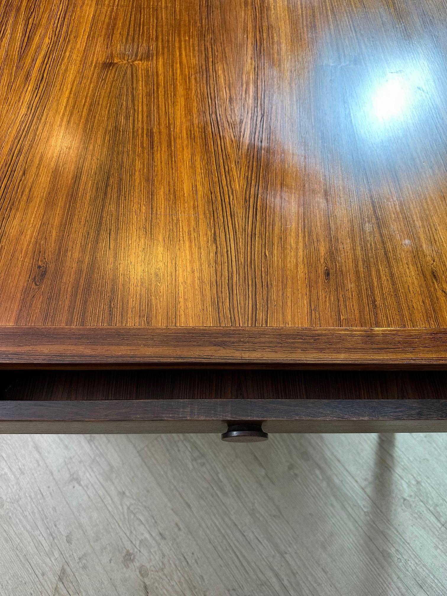 Table de salle à manger extensible en bois danoise du milieu du siècle, années 1950 5