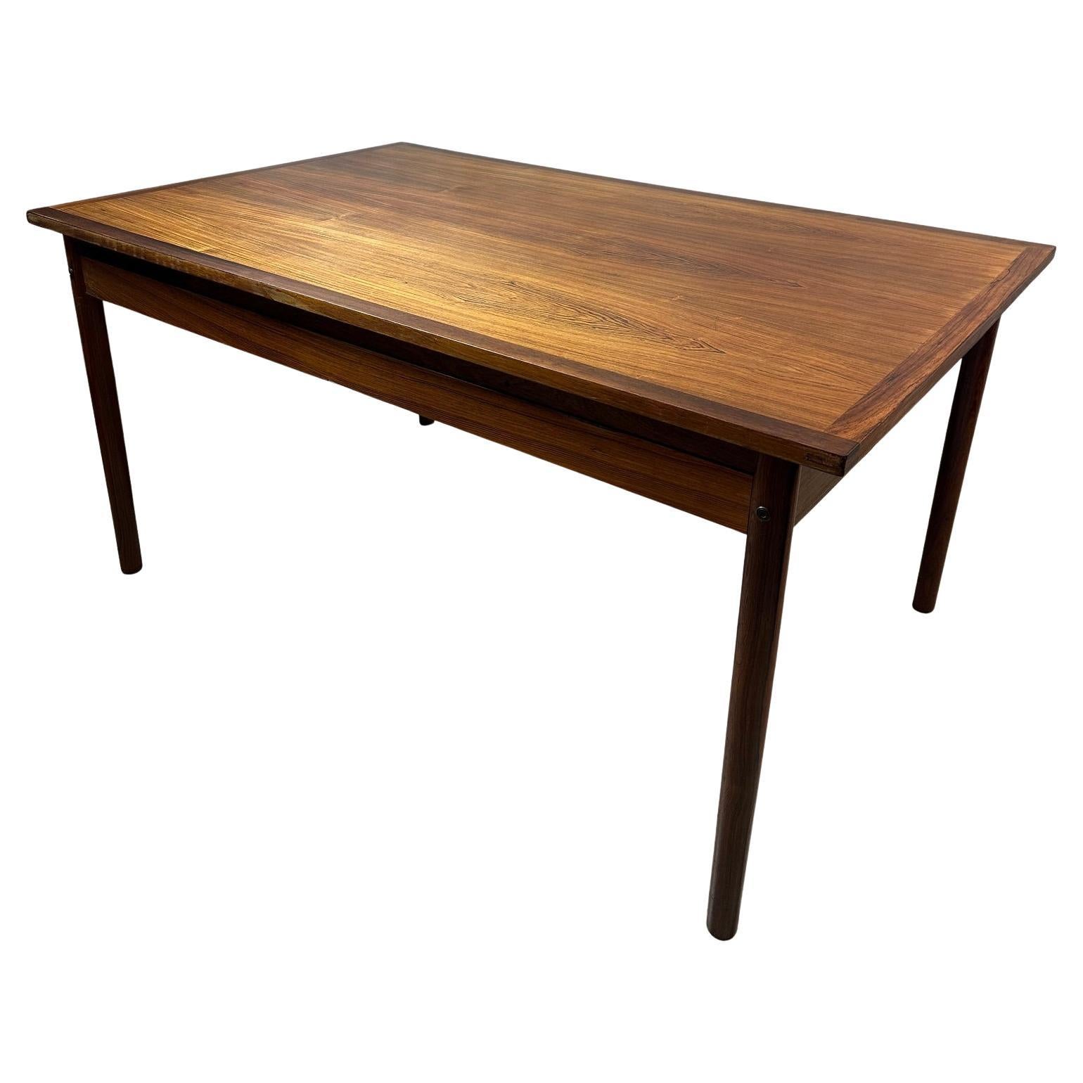 Table de salle à manger extensible en bois danoise du milieu du siècle, années 1950