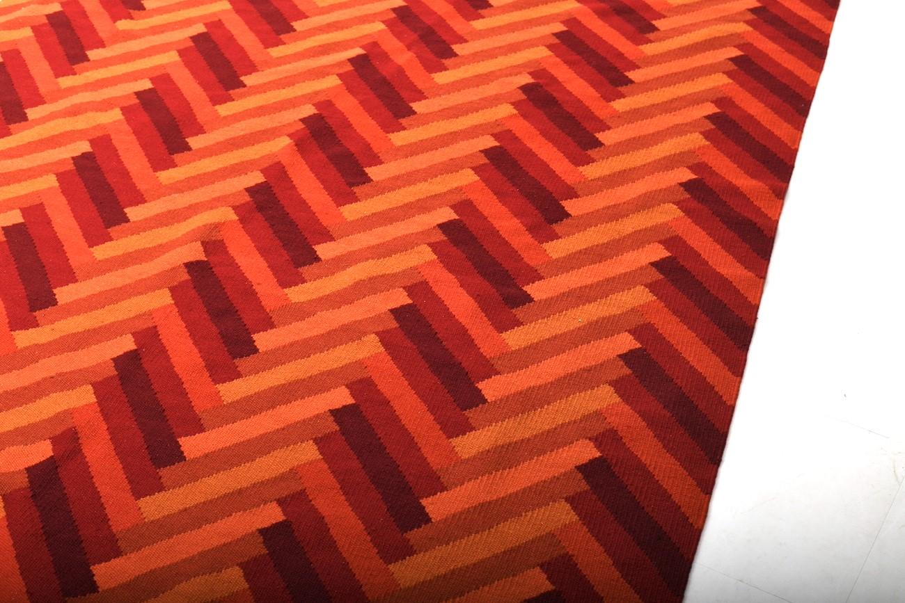 Mid-century Danish wool rug For Sale 1