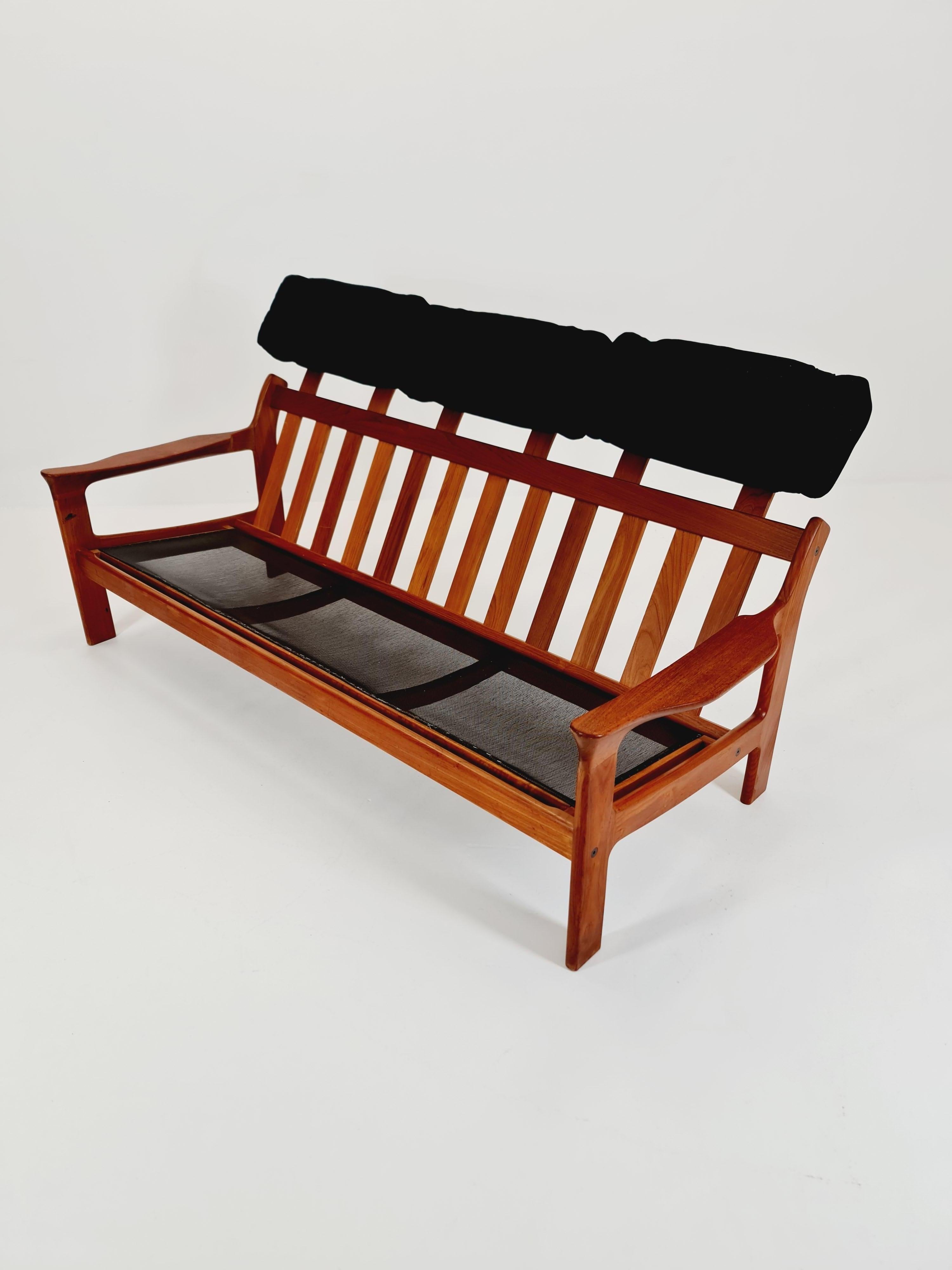 Dansih di metà secolo  Divano a 3 posti in teak, anni '60 in vendita 2