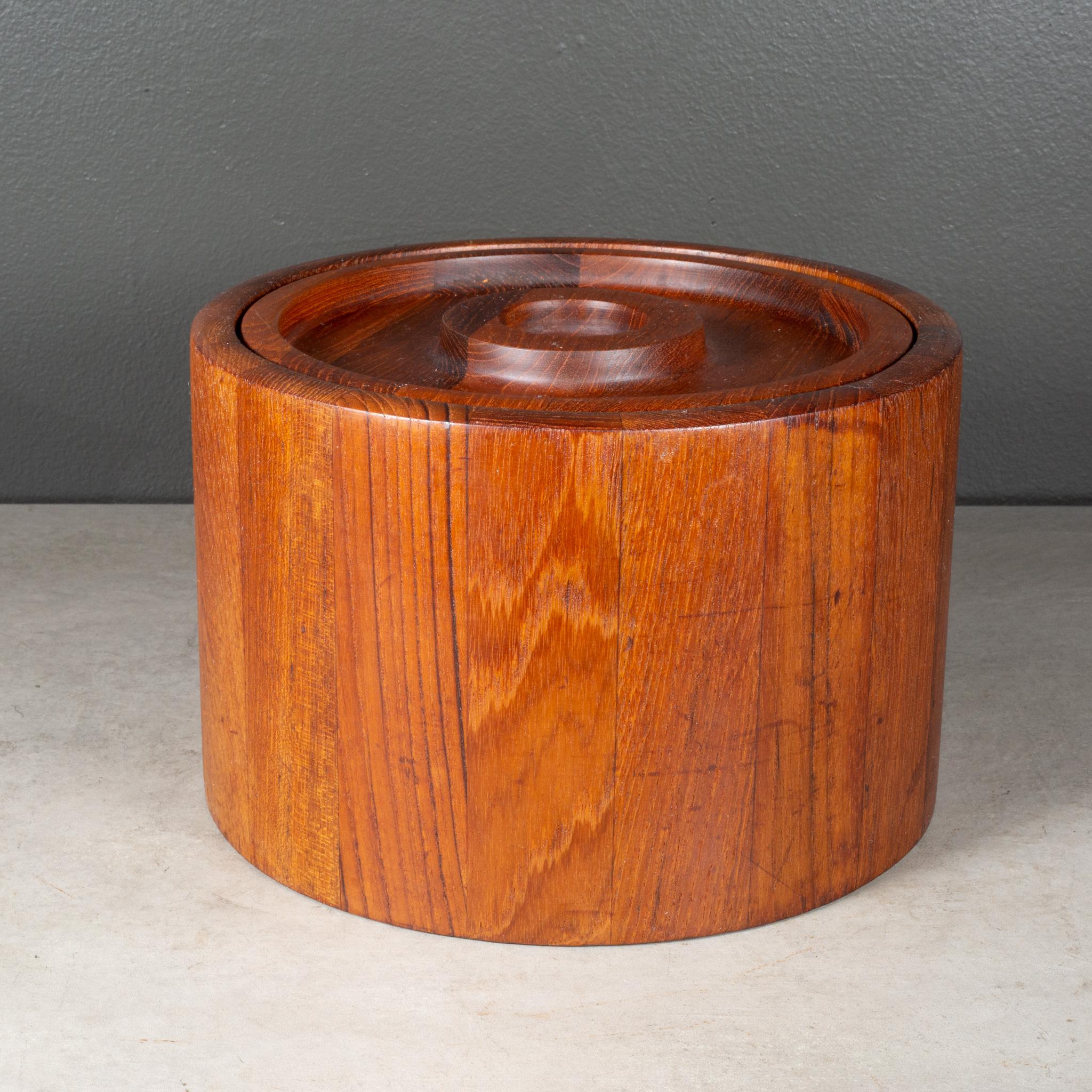 Plastic Mid-century Dansk Round Ice Bucket c.1960 (FREE SHIPPING) For Sale