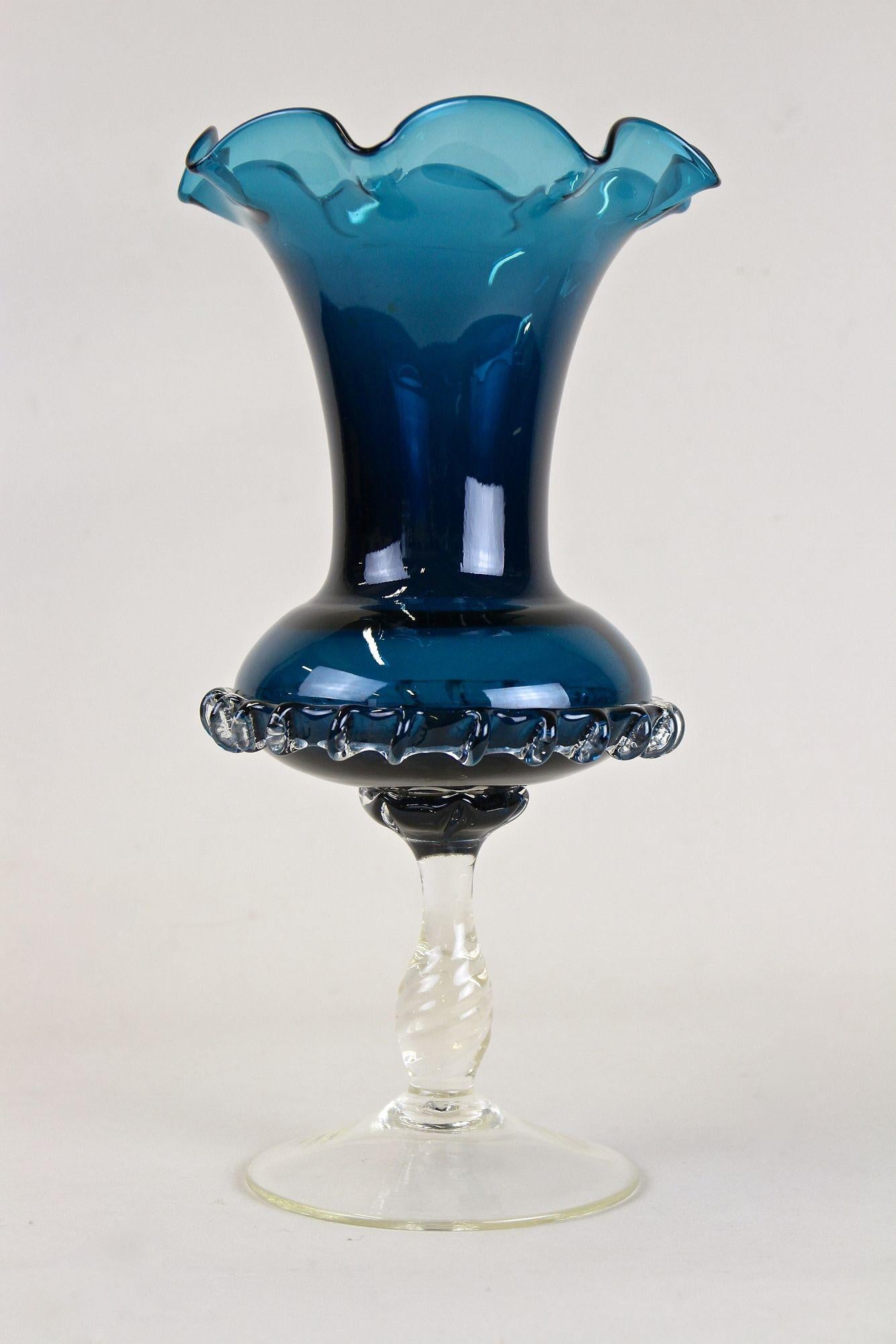 20th Century Midcentury Dark Blue Murano Glass Vase, Mouthblown, Italy, circa 1960