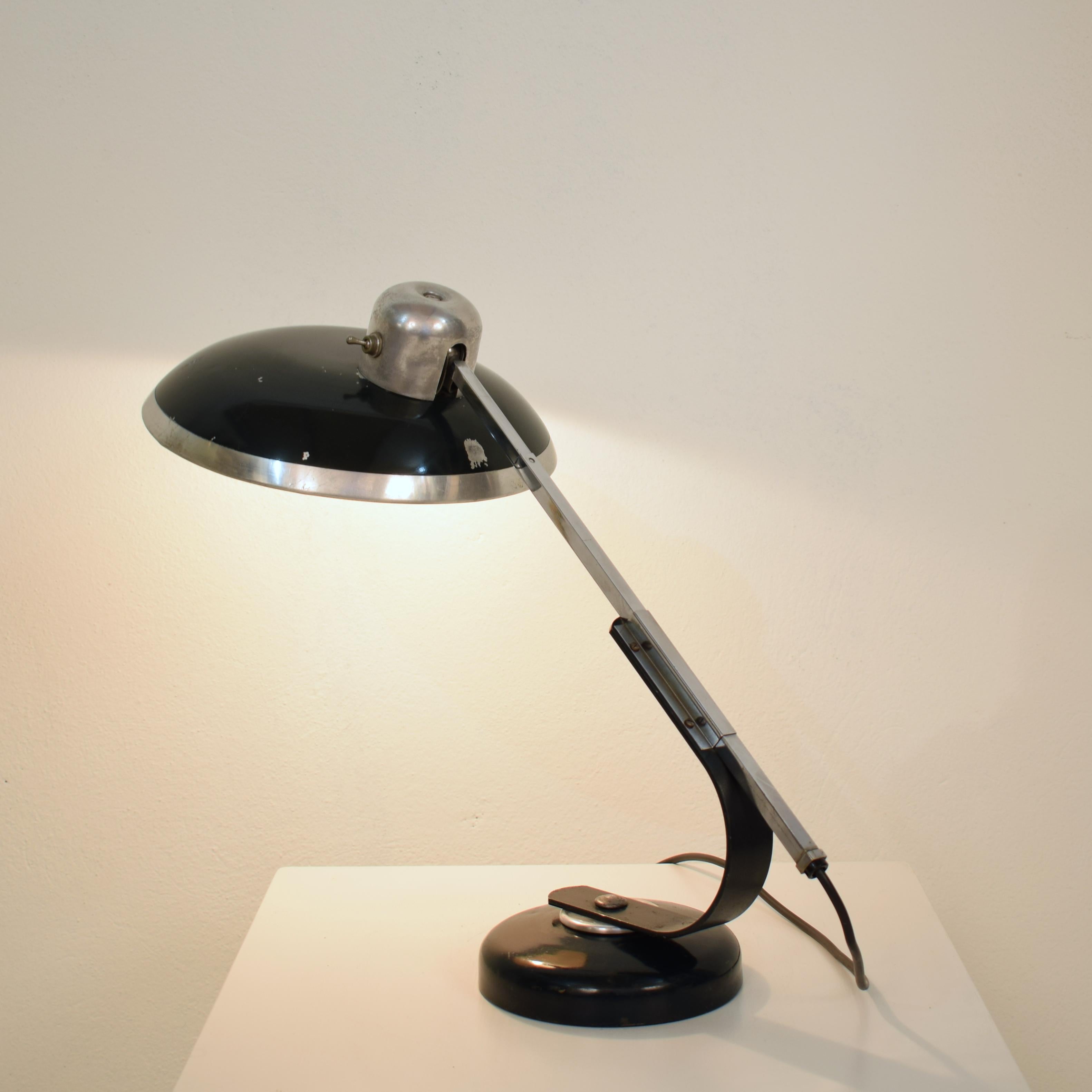 Dunkelgrüne französische Tischlampe aus der Mitte des Jahrhunderts mit Teleskopfunktion, um 1945 im Angebot 3