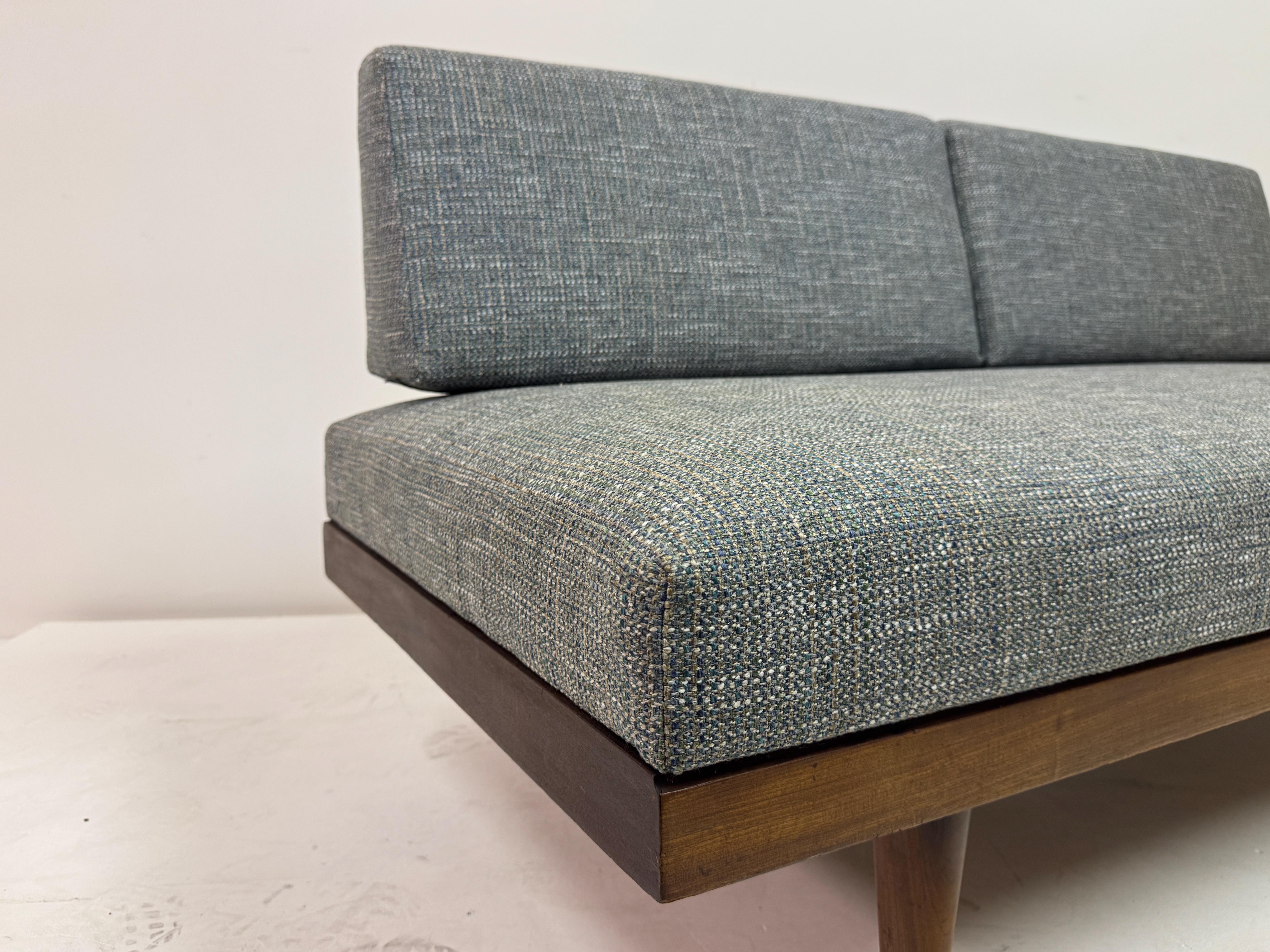 Cama de día de mediados de siglo de Ingmar Relling, Modelo 'Svane', Noruega, años 60 en venta 7