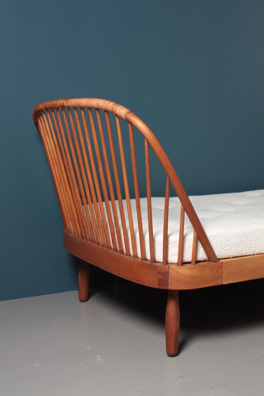 Scandinavian Modern Midcentury Daybed in Elm with New Boucle Mattress Designed by Frode Holm