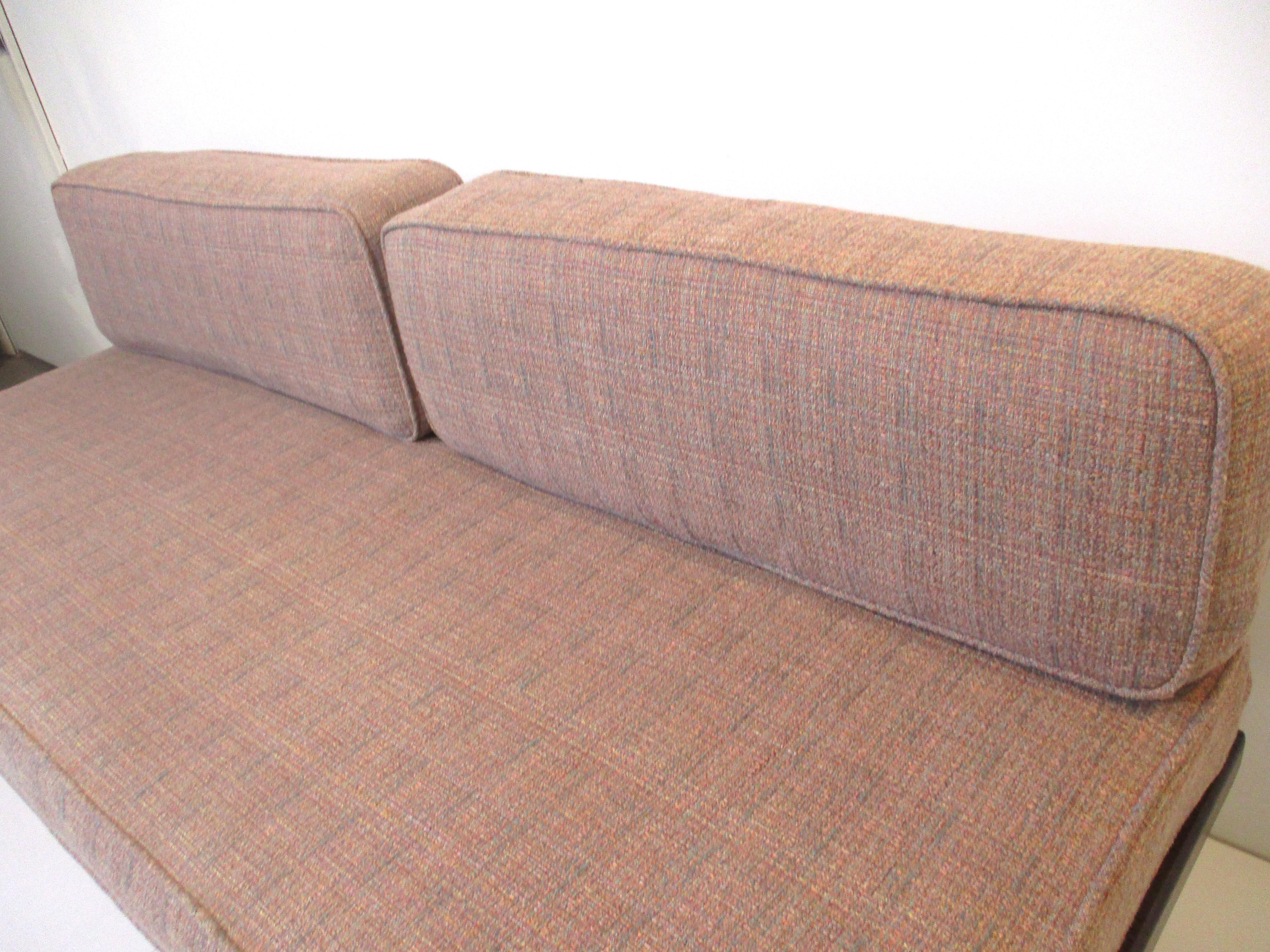 Mid-Century Modern Midcentury Daybed Sofa in the Style of Herman Miller