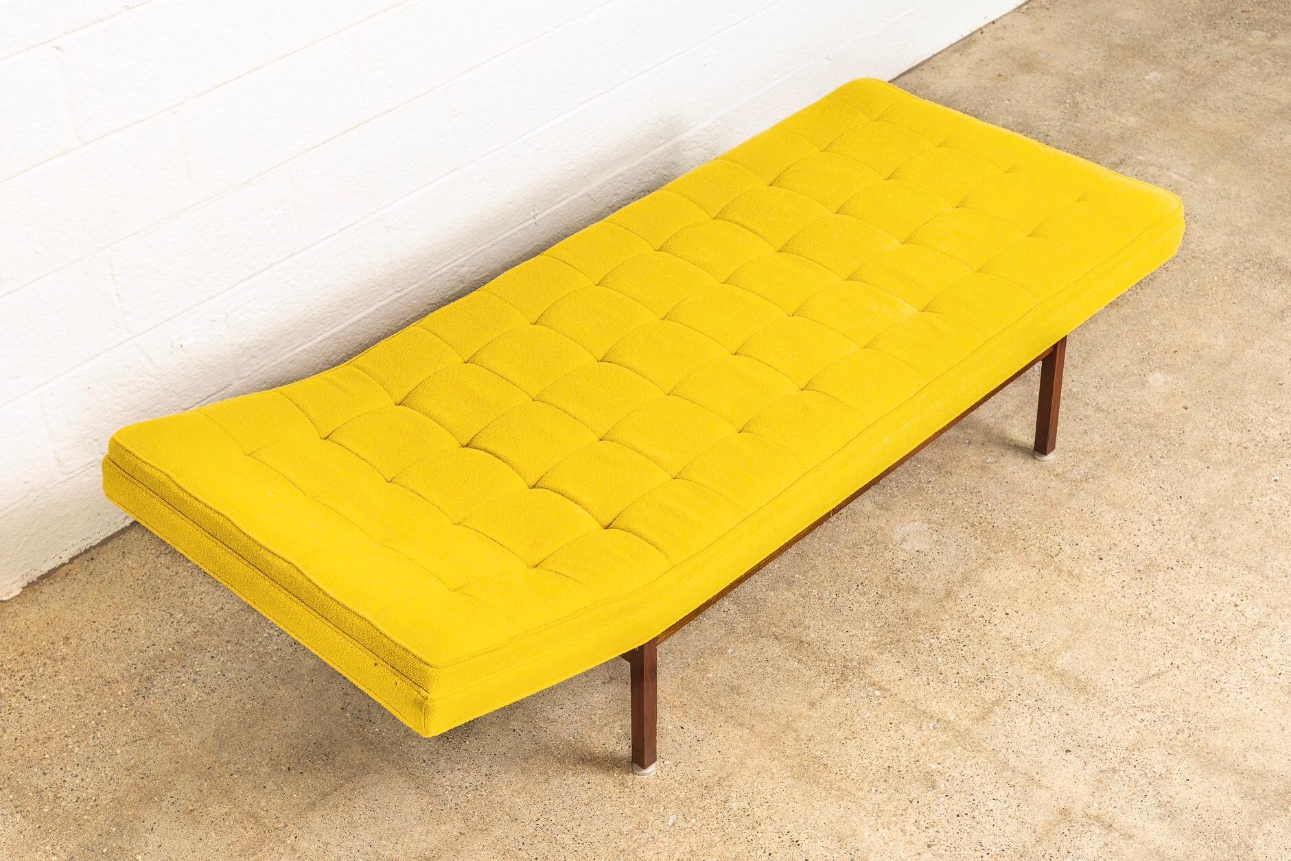 Midcentury Daybed Sofa with Yellow Knoll Fabric, 1960s For Sale 2
