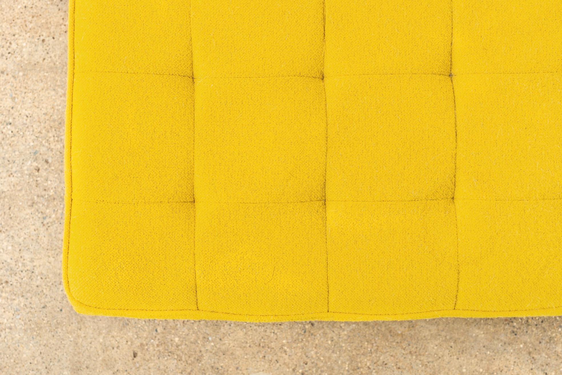 Midcentury Daybed Sofa with Yellow Knoll Fabric, 1960s For Sale 3