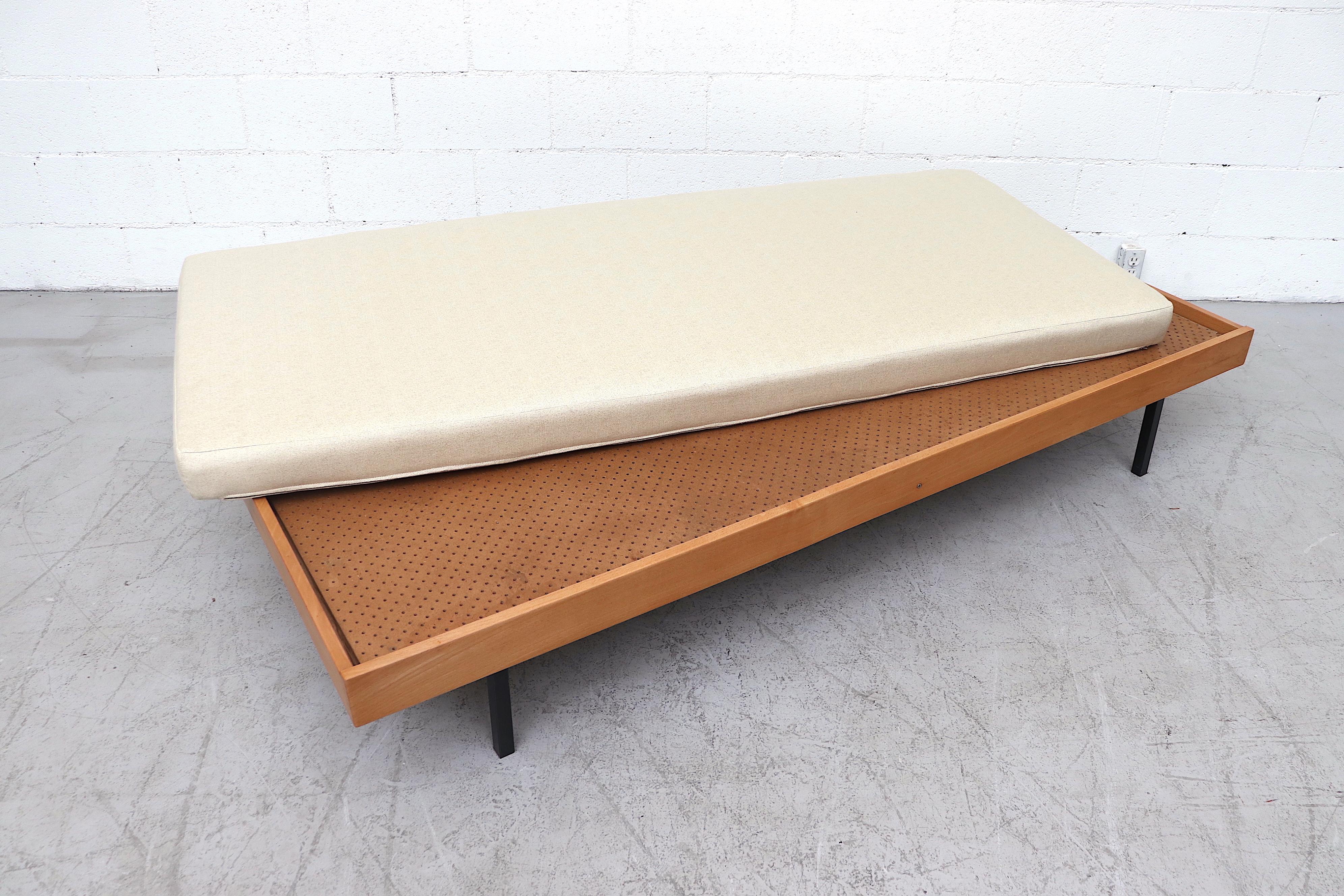 Midcentury Daybed with Bone Upholstered Mattress In Good Condition In Los Angeles, CA