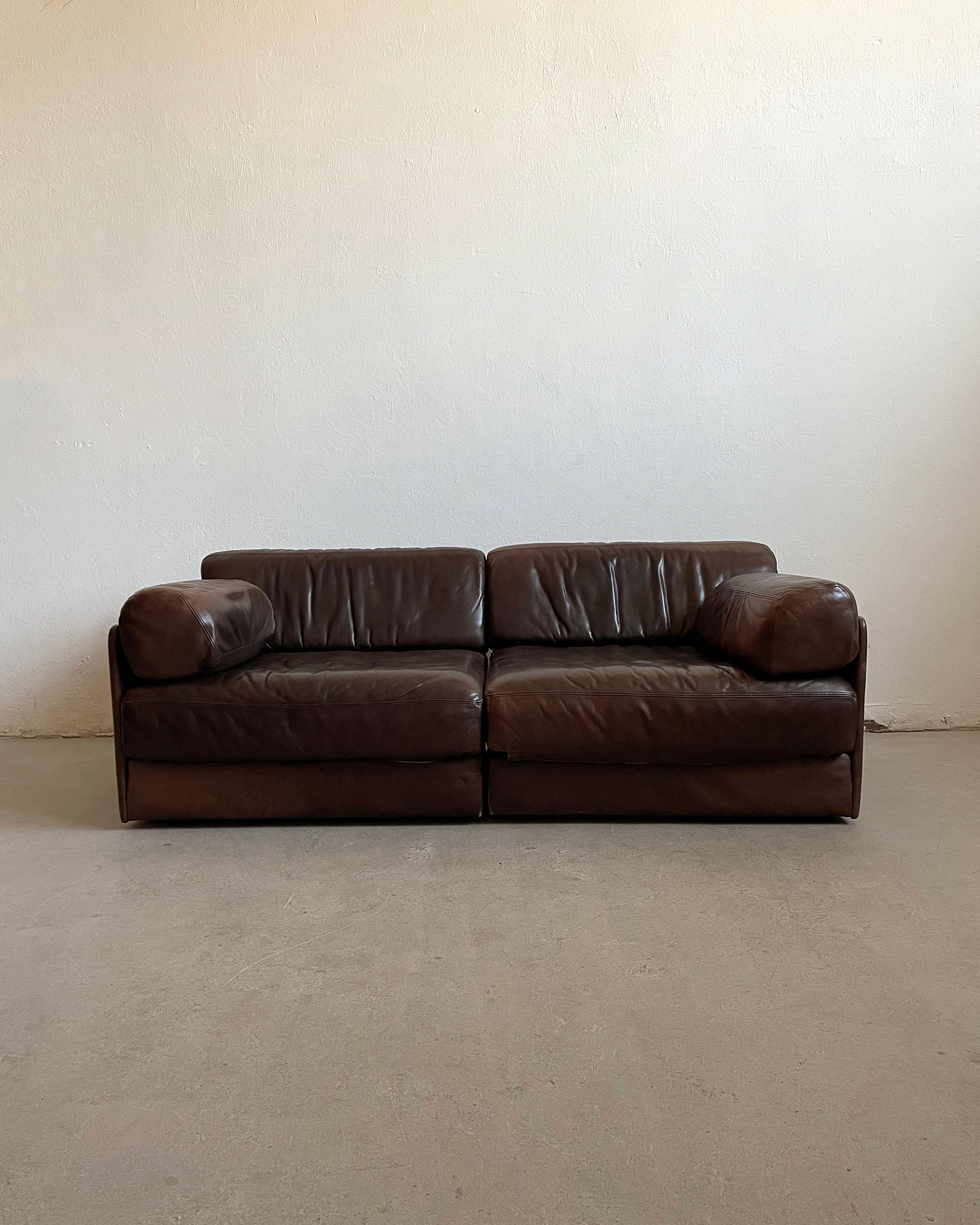 Mid-Century De Sede Ds 76 Modular Sofa Bed, 2-piece Brown Leather Modules, 1970s For Sale 4