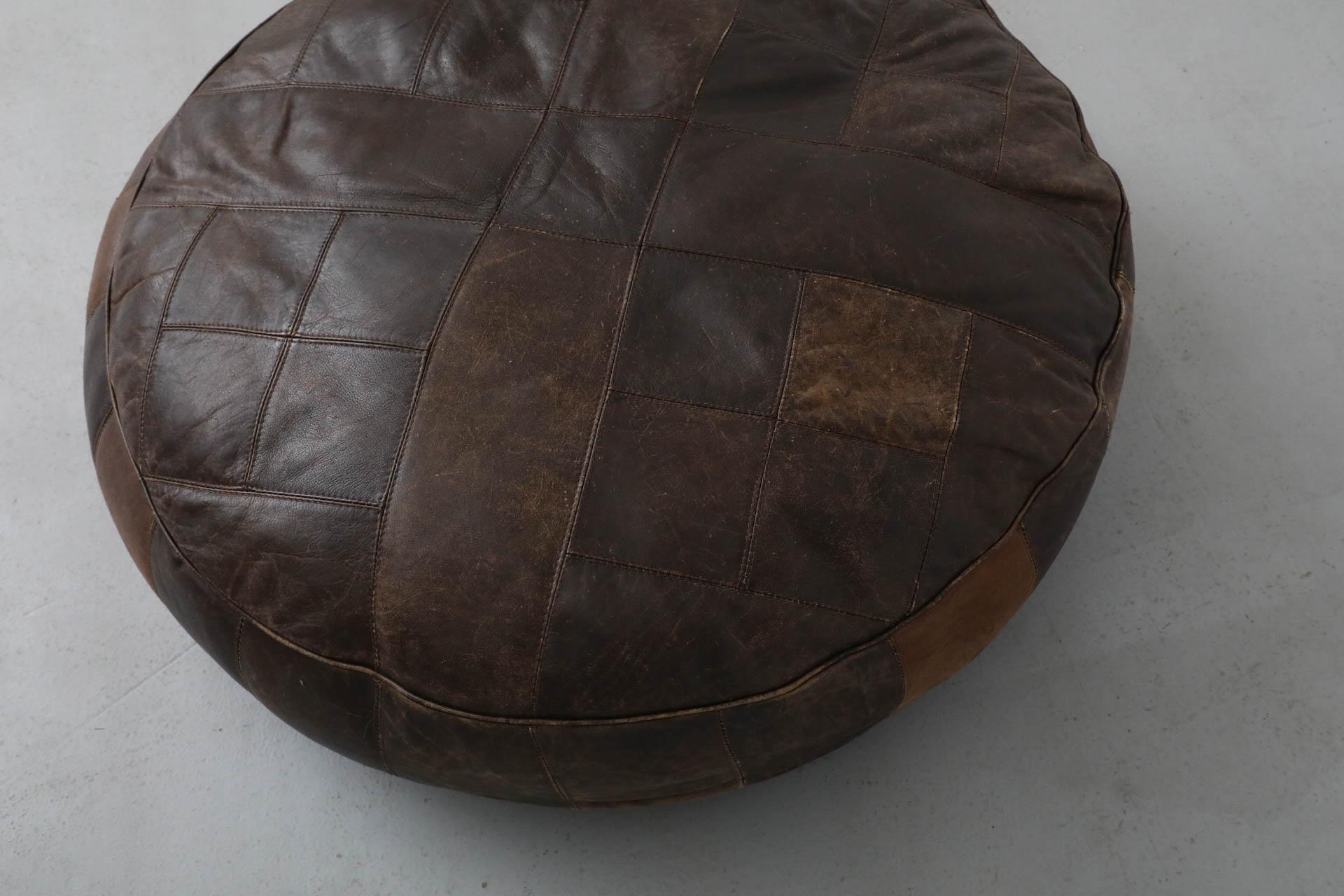 Pouf Patchwork in pelle naturale di ispirazione de Sede di metà secolo 4
