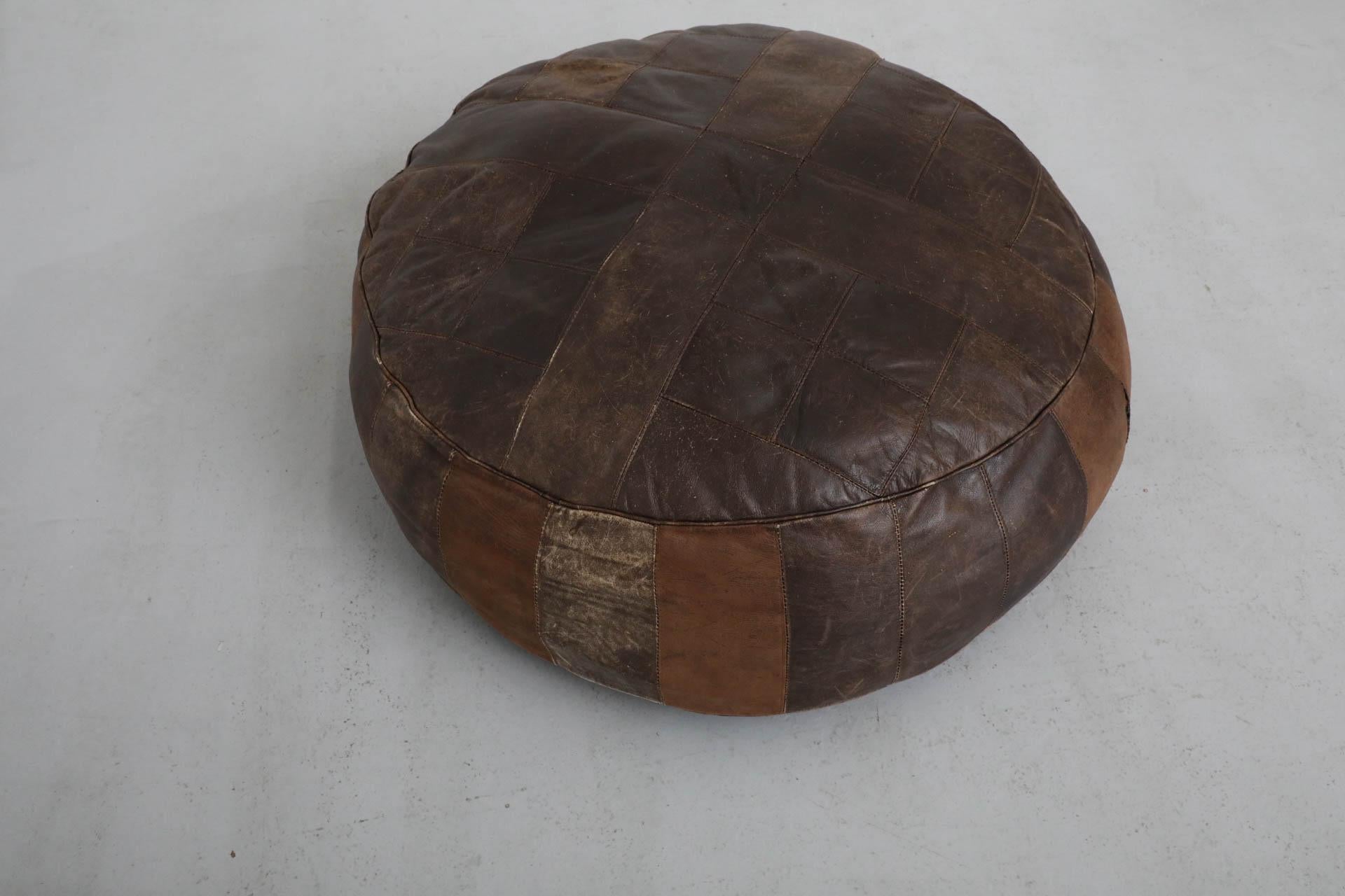 Pouf Patchwork in pelle naturale di ispirazione de Sede di metà secolo 6