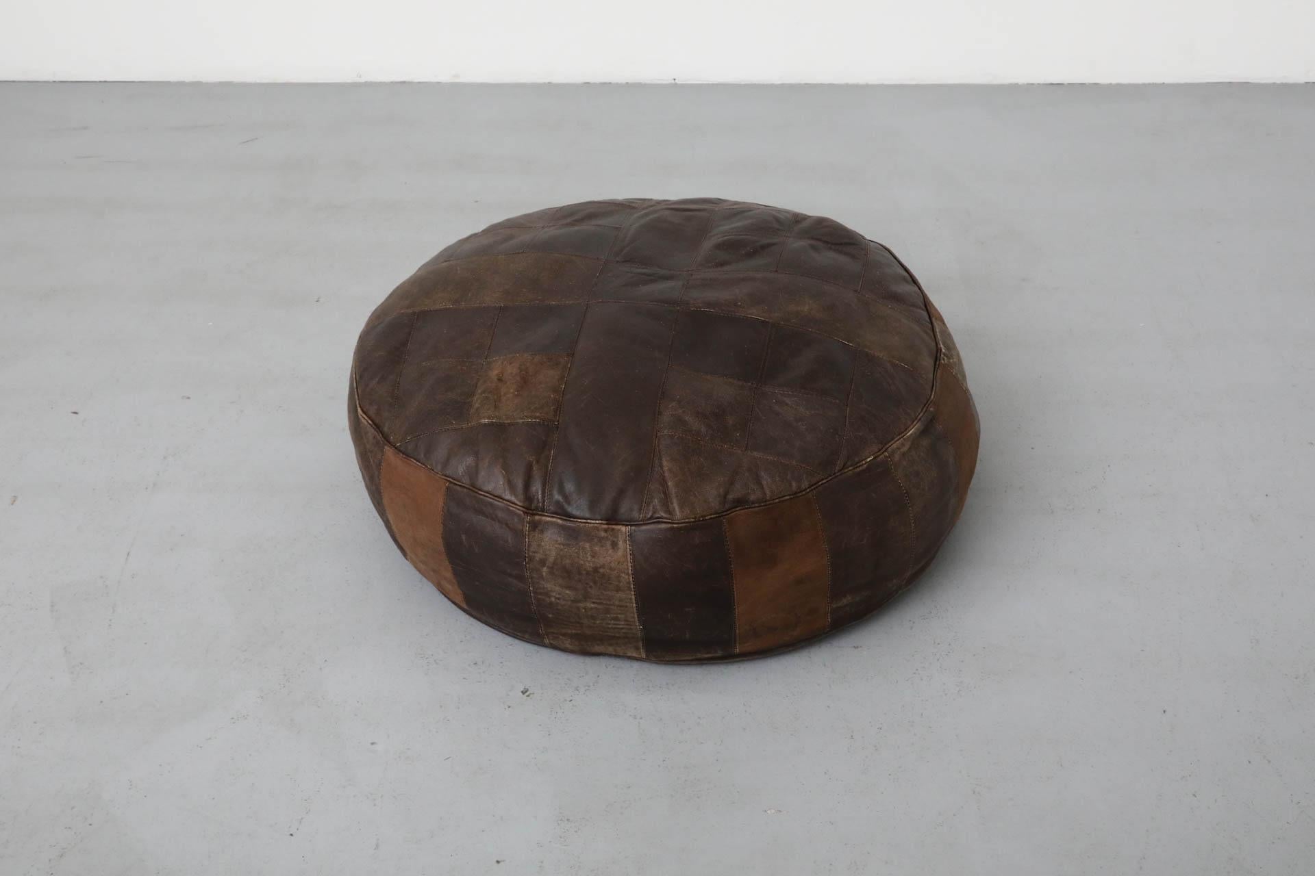 Pouf Patchwork in pelle naturale di ispirazione de Sede di metà secolo 1