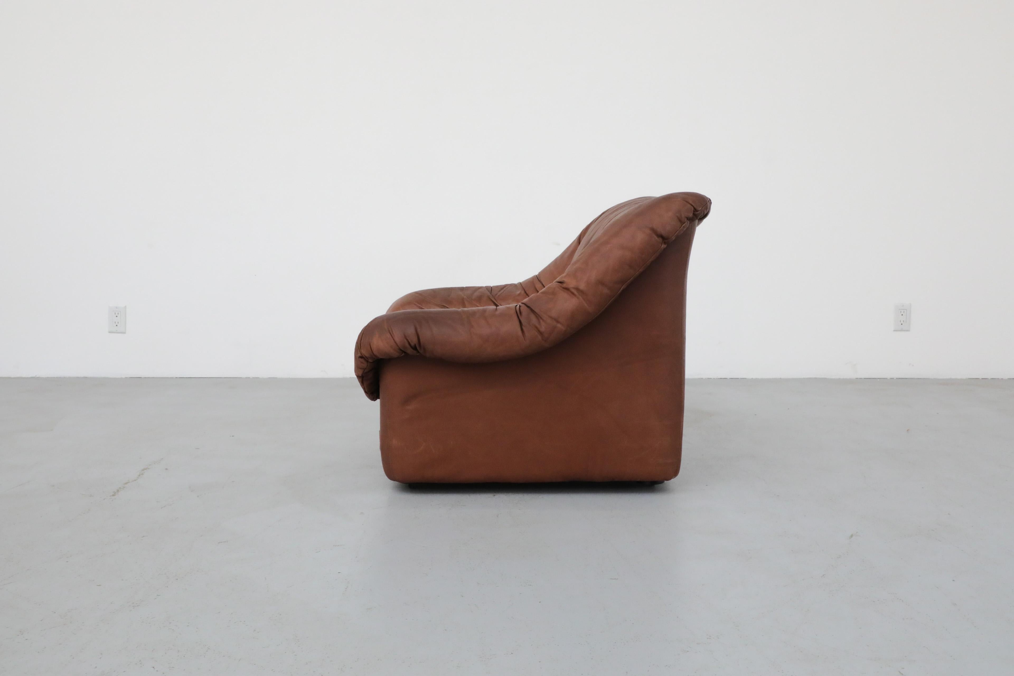 Mid-Century De Sede Style Tobacco Leather Lounge Chair In Good Condition In Los Angeles, CA