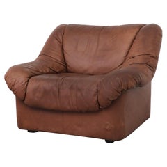 Chaise longue en cuir tabac du milieu du siècle de De Sede
