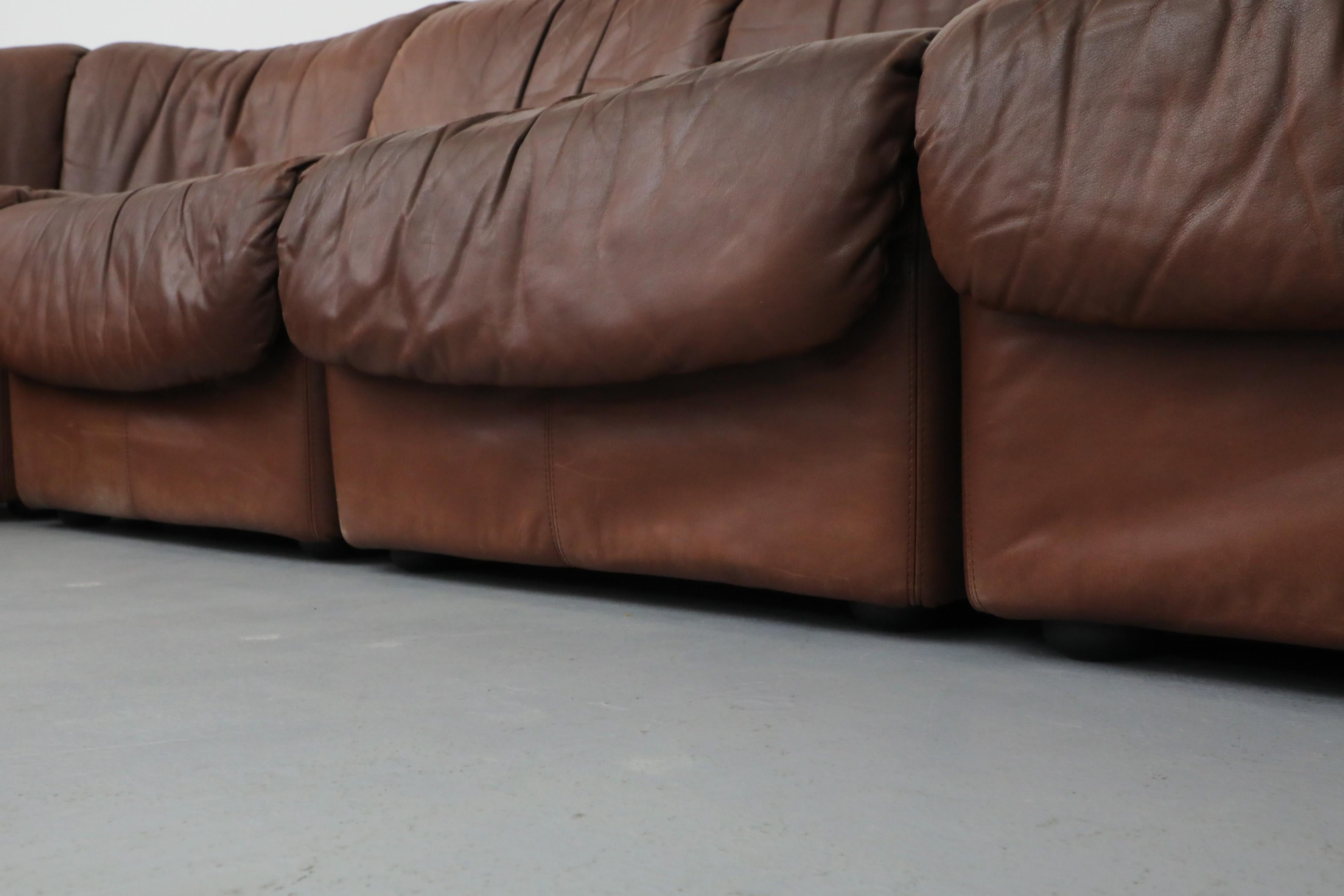 Canapé sectionnel modulaire de style De Sede du milieu du siècle 5 pièces en cuir pour fumeurs en vente 5