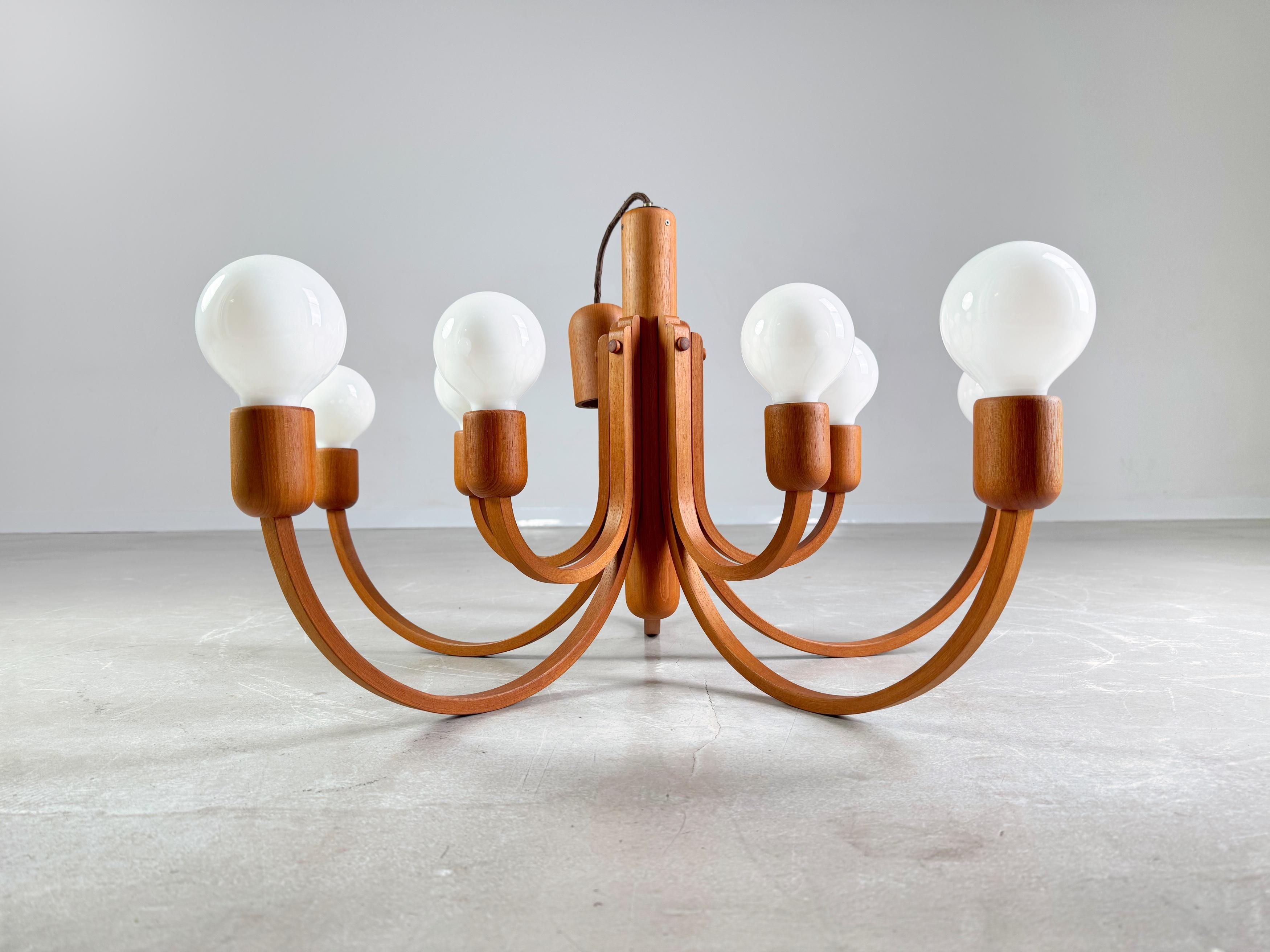 Mid Century Deckenleuchte Strahler Domus Teak Deckenlampe In Good Condition In Berlin, DE