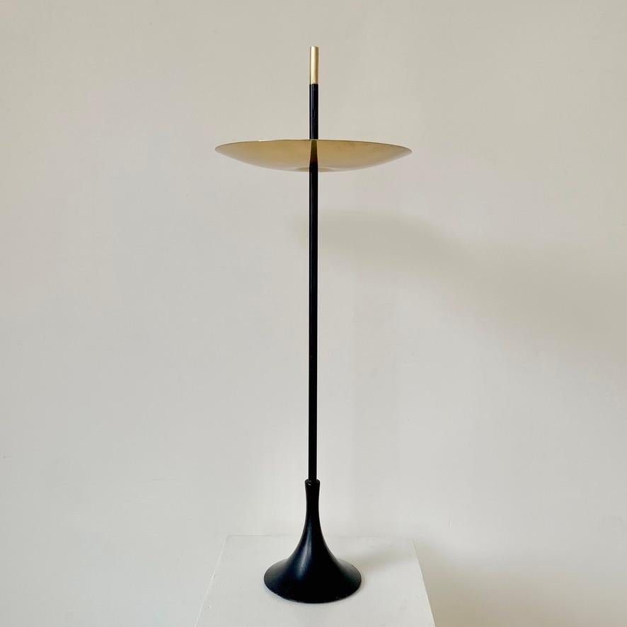 Mid-Century Modern Cendrier décoratif du milieu du siècle / Vide Poche Stand, circa 1960, Italie. en vente