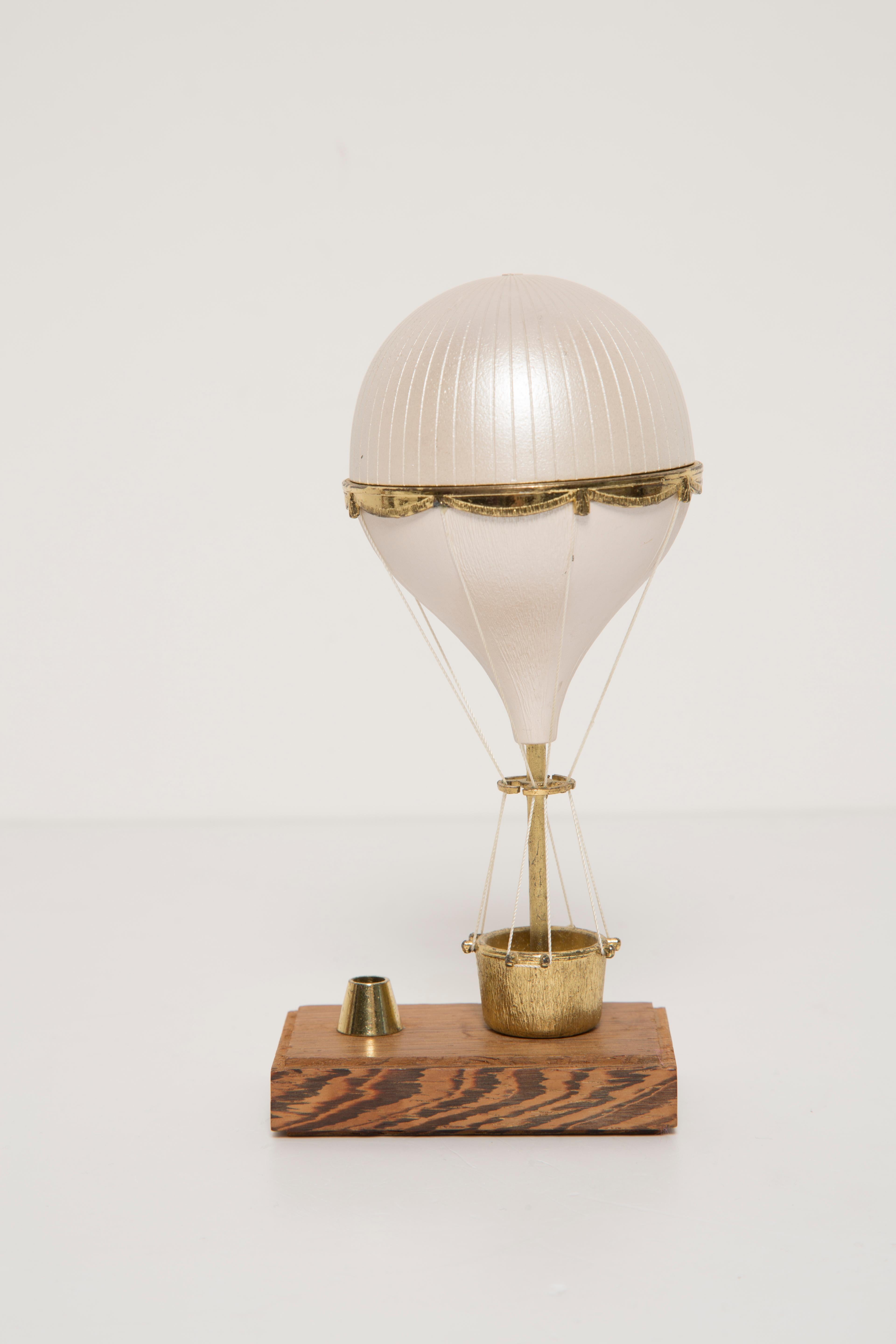 Midcentury Decorative Balloon Stand for Pen, Inkwell, Sculpture, France, 1960s In Good Condition In 05-080 Hornowek, PL