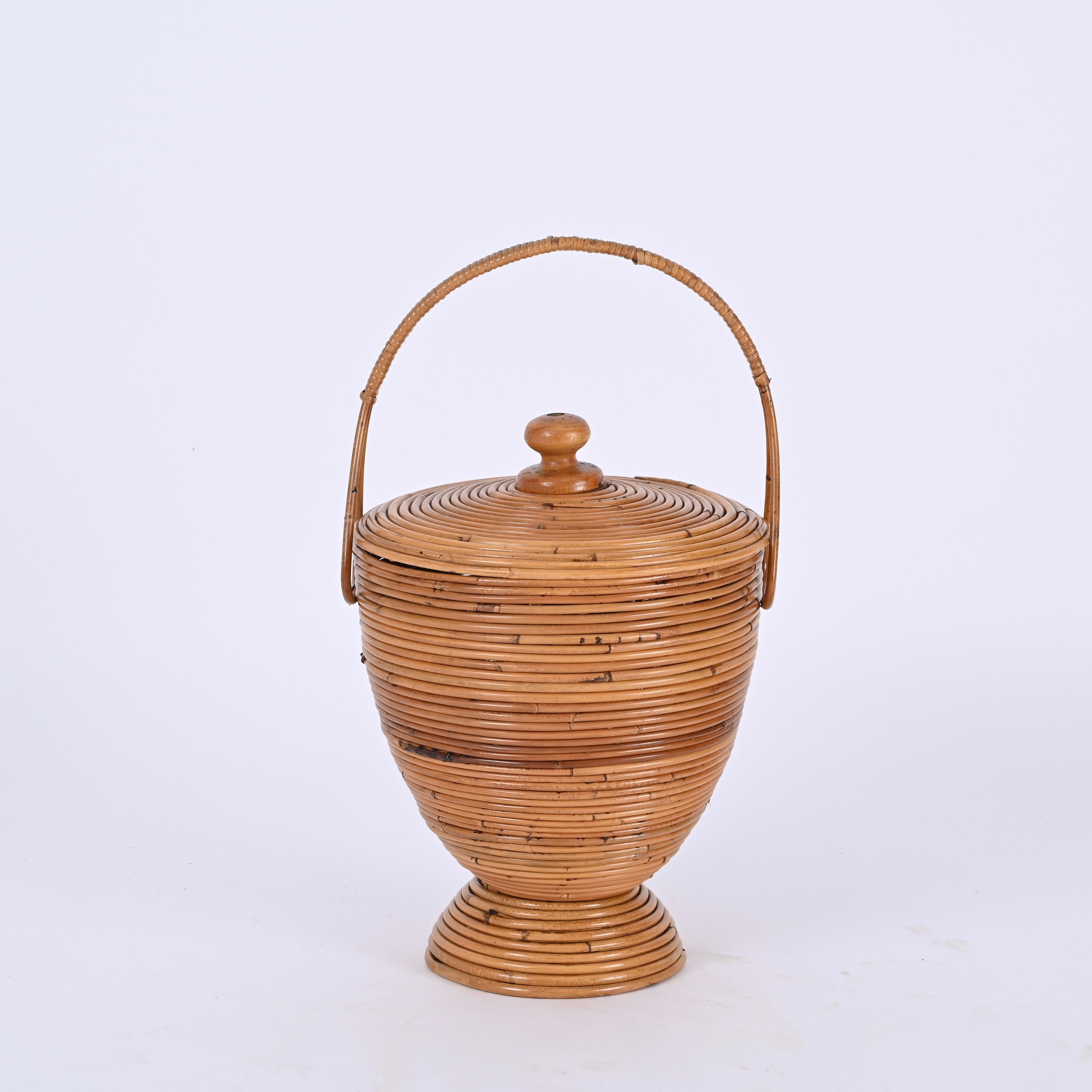 Italian Mid-Century Decorative Basket in Rattan and Wicker by Vivai del Sud, Italy 1970s For Sale