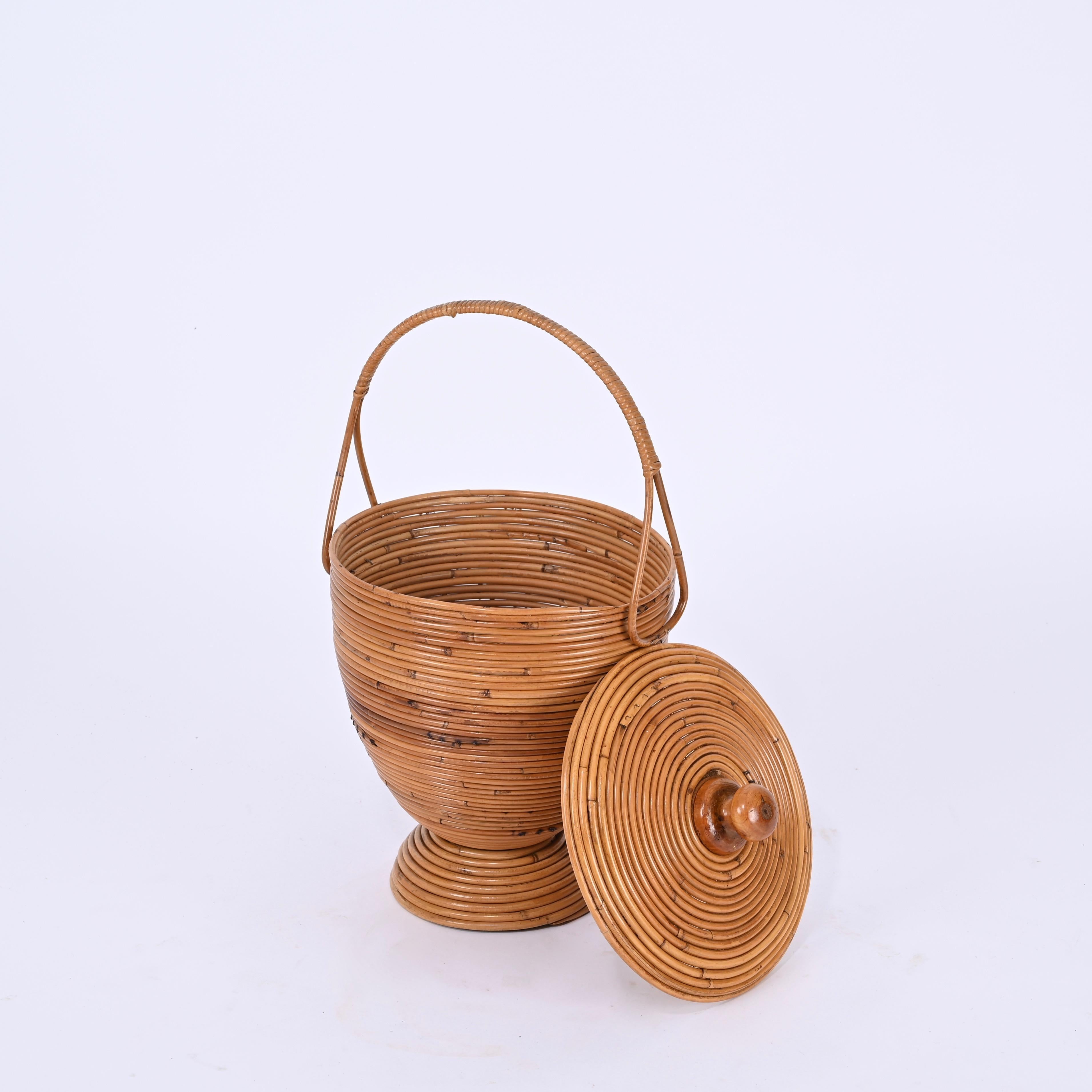 Hand-Crafted Mid-Century Decorative Basket in Rattan and Wicker by Vivai del Sud, Italy 1970s For Sale