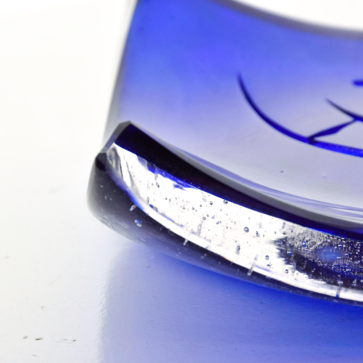 Midcentury Decorative Blue Glass Dish Signed Salvatore Polizzi In Fair Condition In Chula Vista, CA