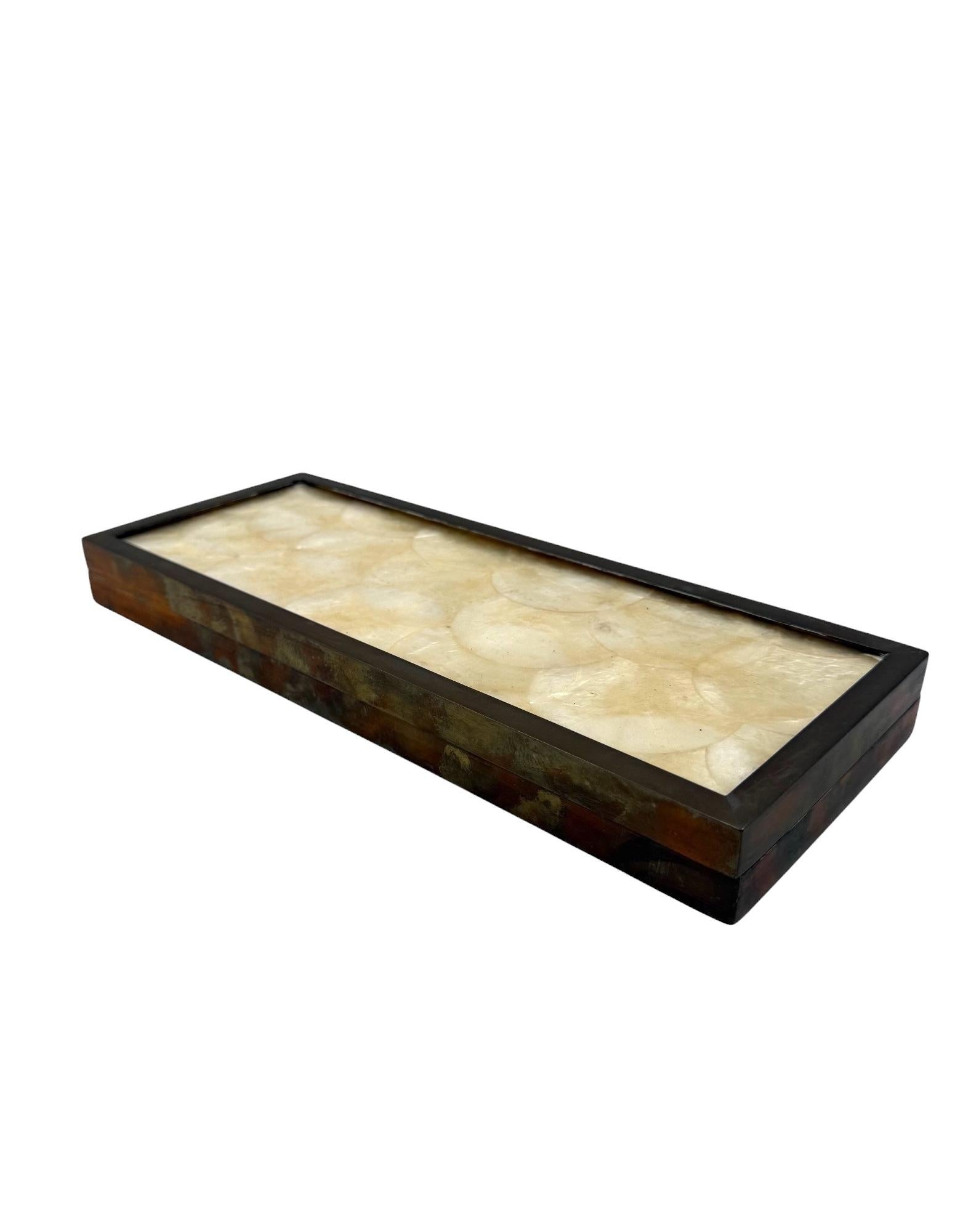 Caja decorativa de mediados de siglo, Italia, ca. 1960 Latón en venta