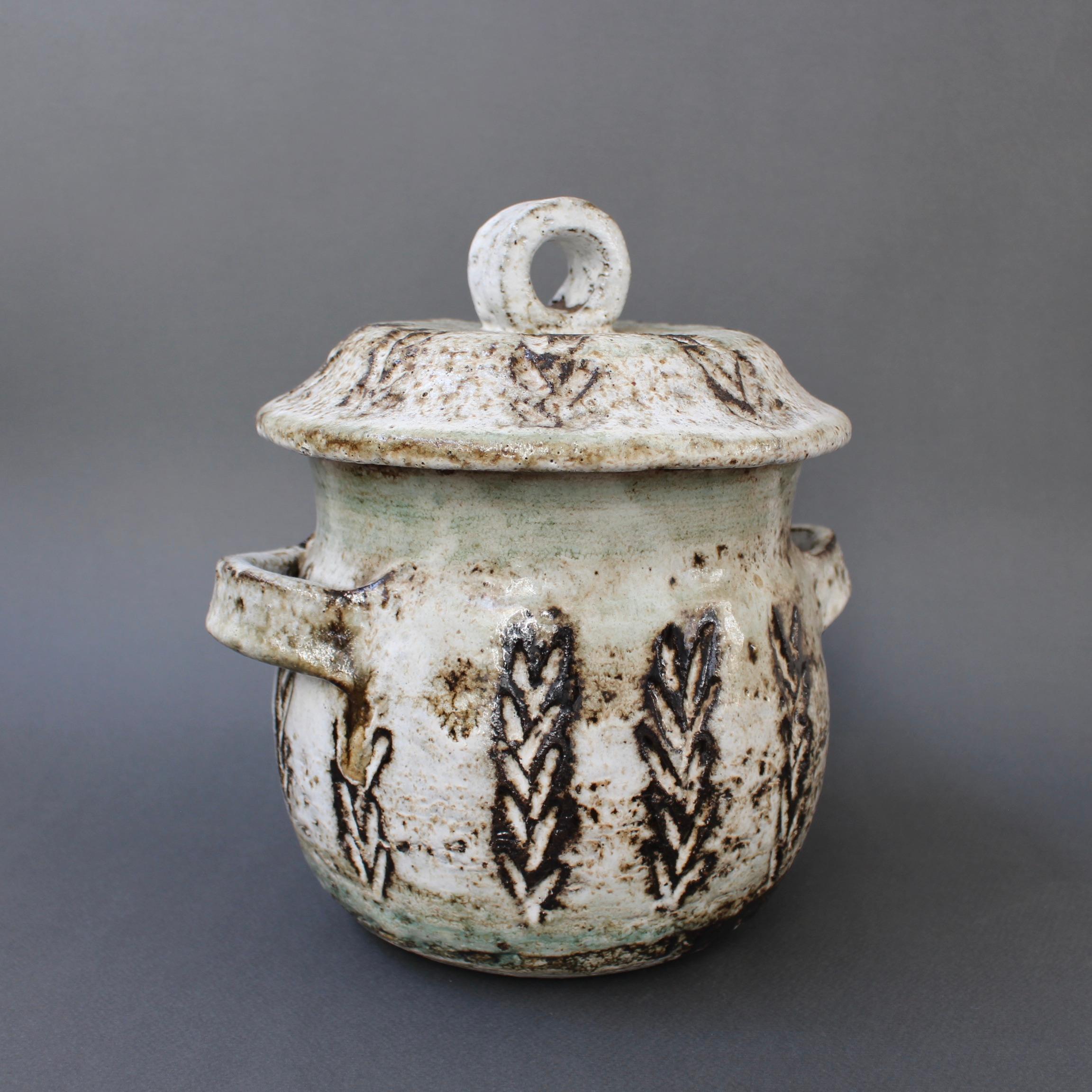 French Mid-Century Decorative Crockery Pot by Albert Thiry, circa 1960s