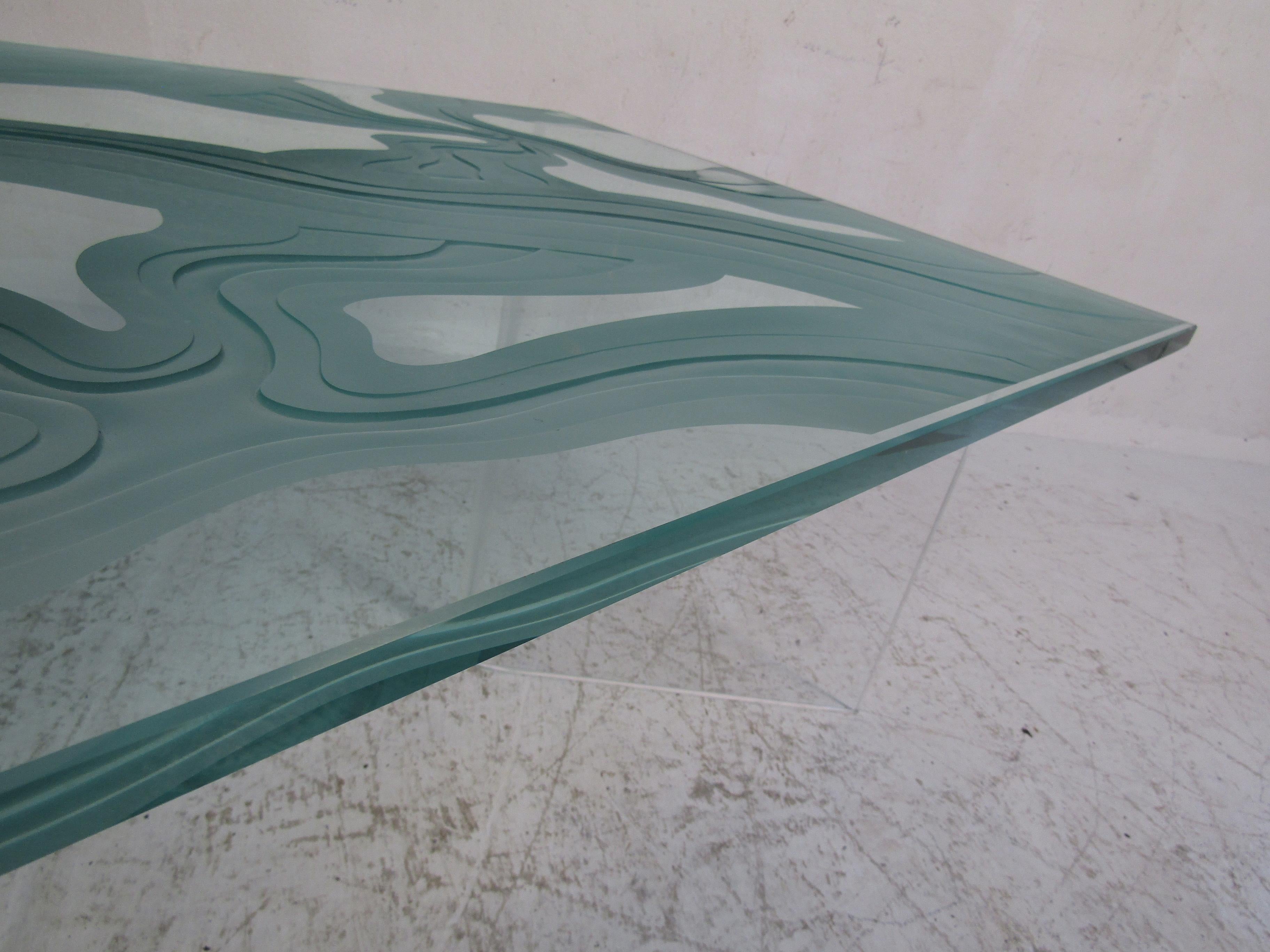 Midcentury Decorative Frosted Glass Top Coffee Table In Good Condition For Sale In Brooklyn, NY