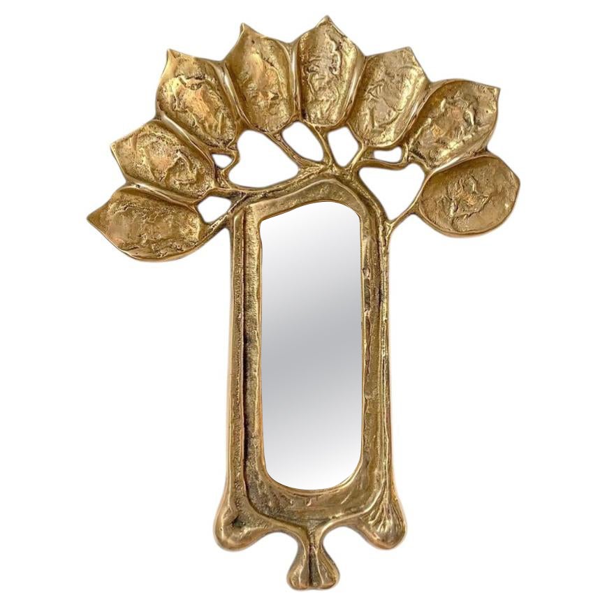 Piccolo specchio da parete decorativo in bronzo, intorno al 1970, Francia