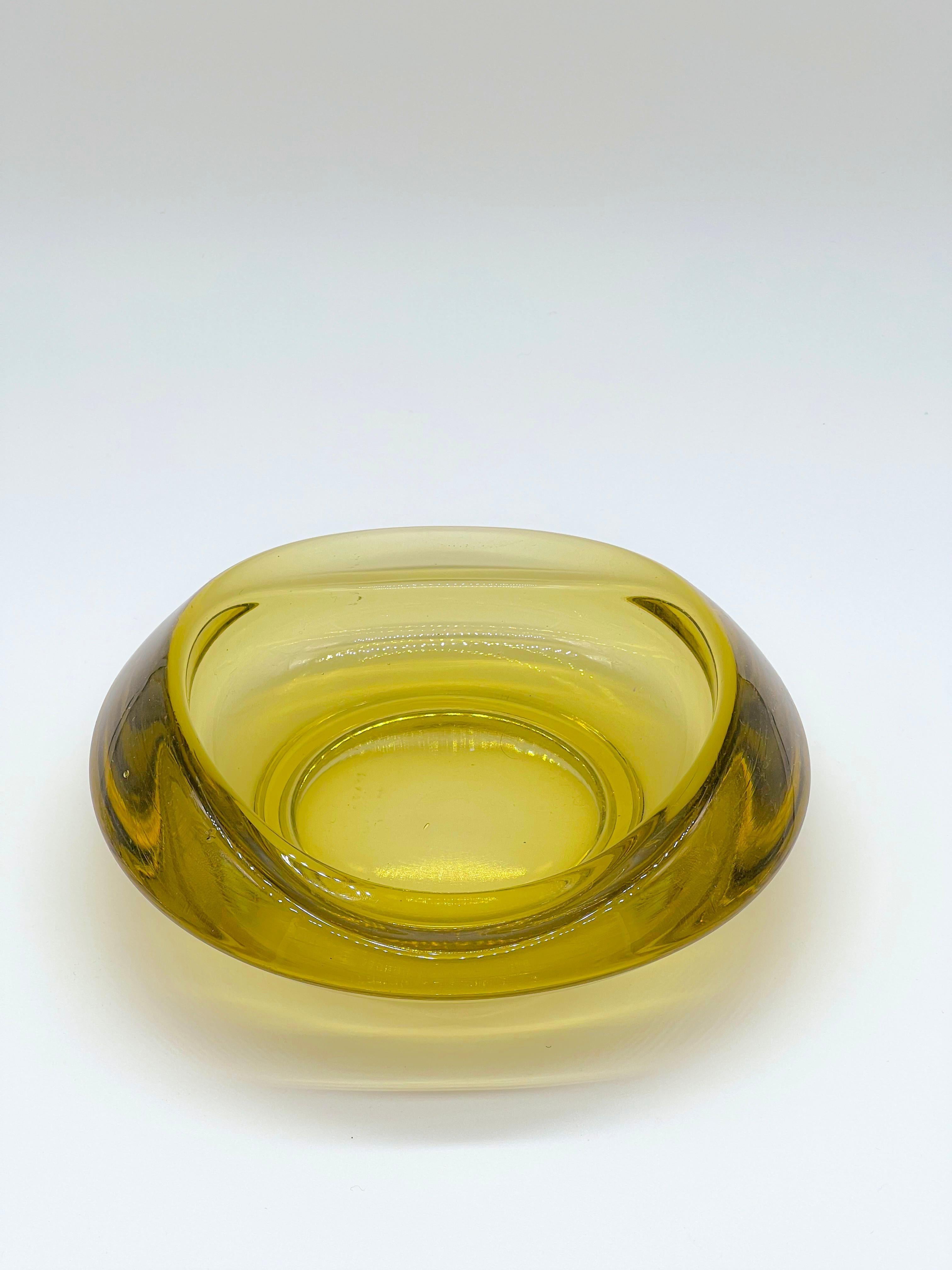 Italian Bright Yellow Murano Sculptural Bowl , perfect to decorate your coffee tables ! For Sale