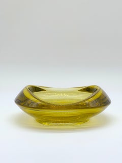 Vintage Bright Yellow Murano Sculptural Bowl , perfect to decorate your coffee tables !