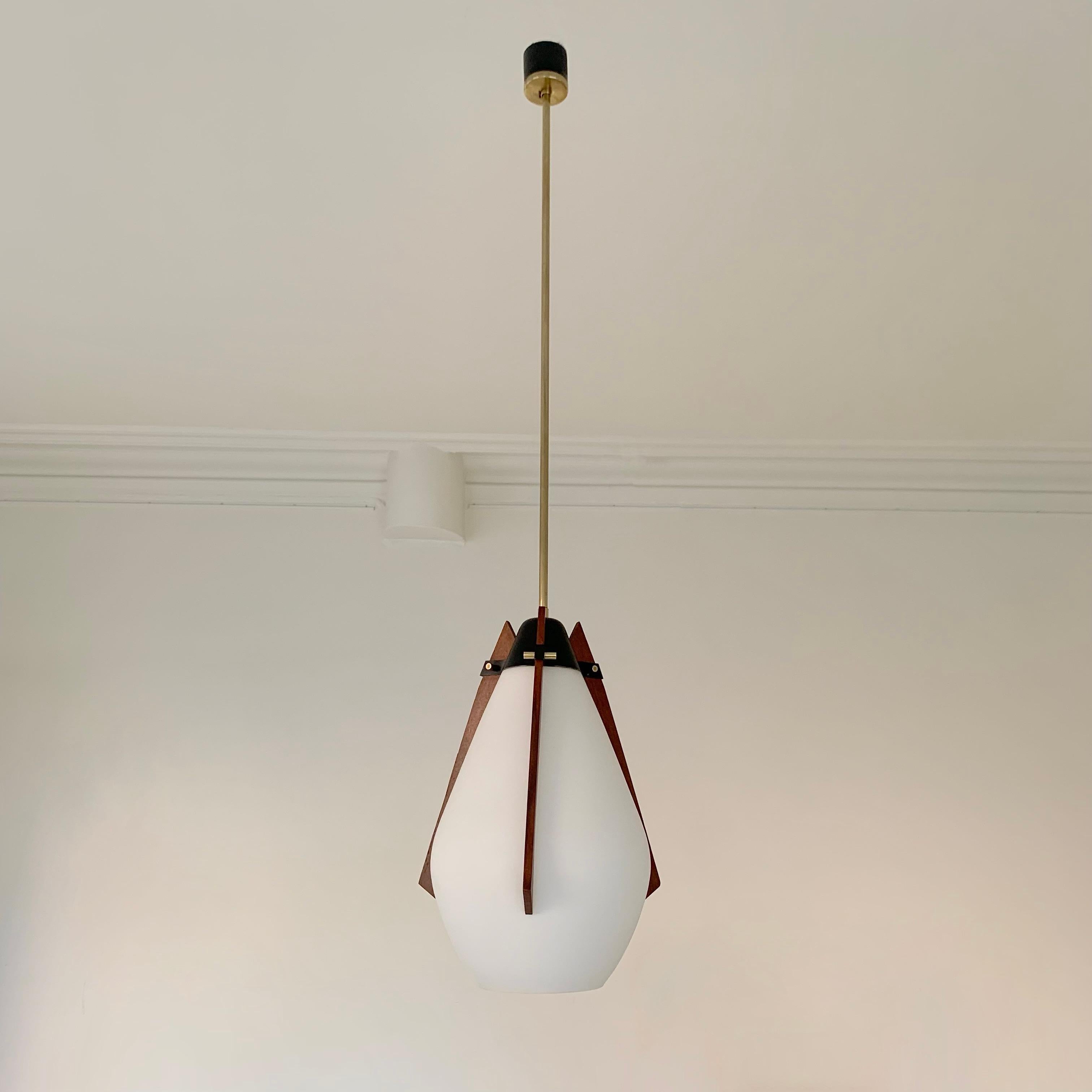 Mid-Century Decorative Teck and Brass Pendant Lamp, circa 1960, Italy. For Sale 11