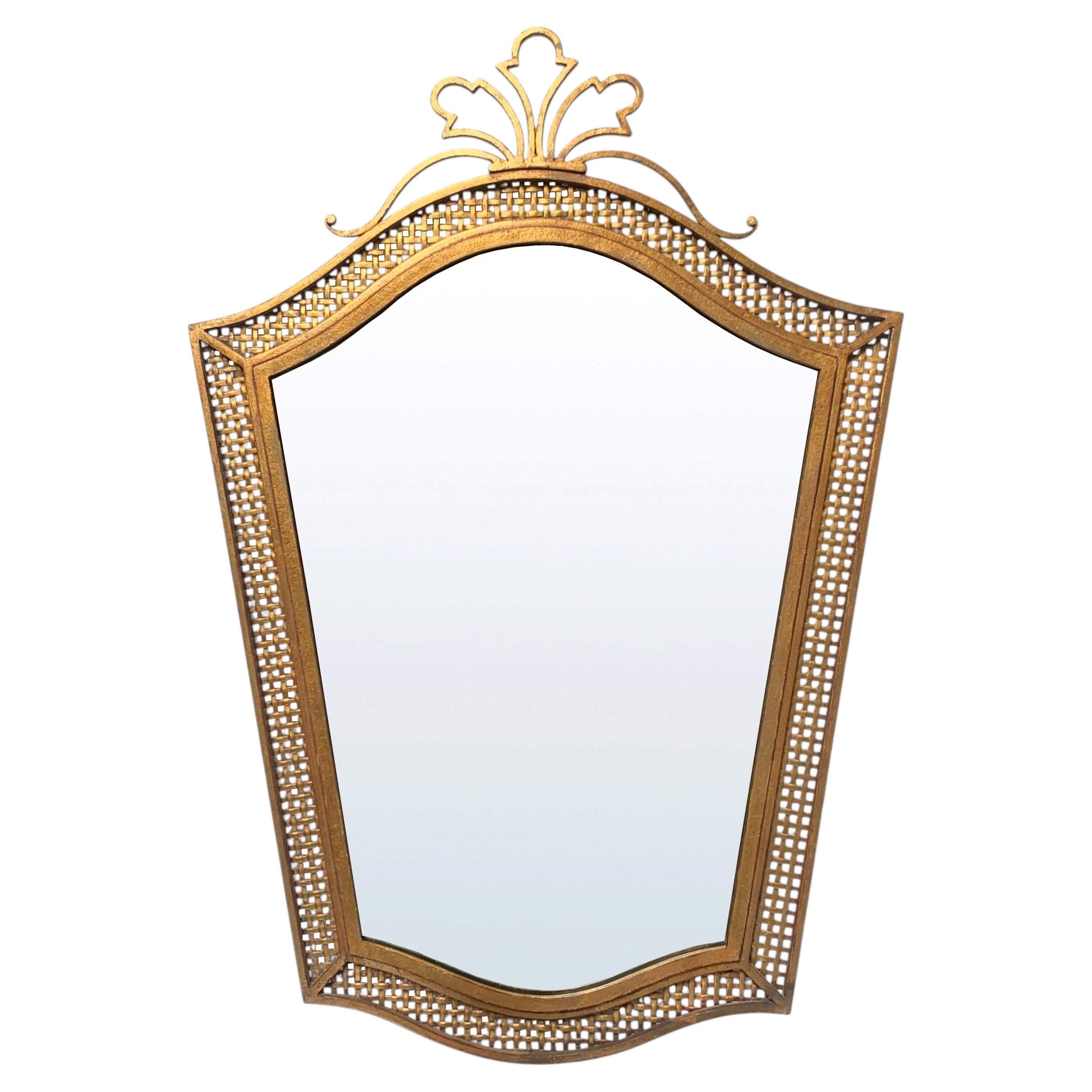Specchio decorativo da parete della metà del secolo scorso, circa 1940, Francia.