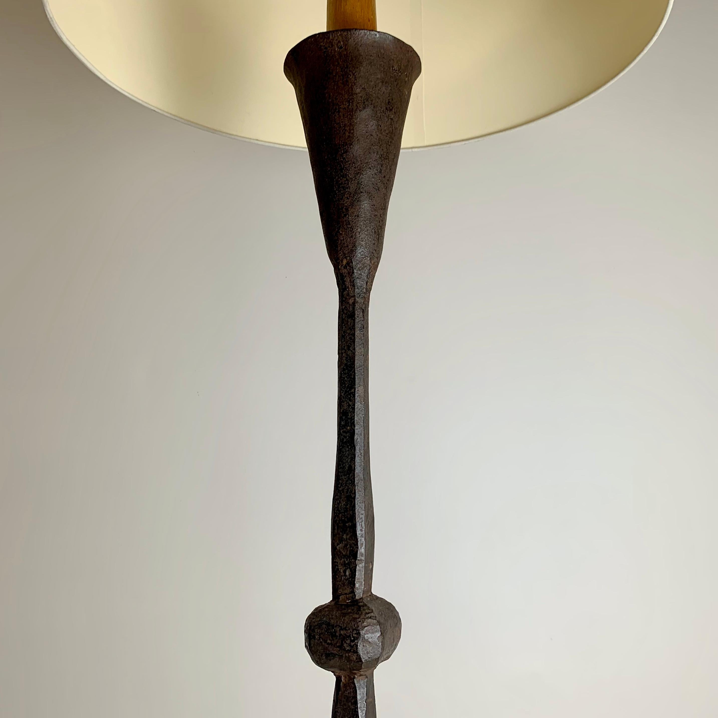 Mid-Century Decorative Wrought Iron Floor Lamp, circa 1950, France. For Sale 6
