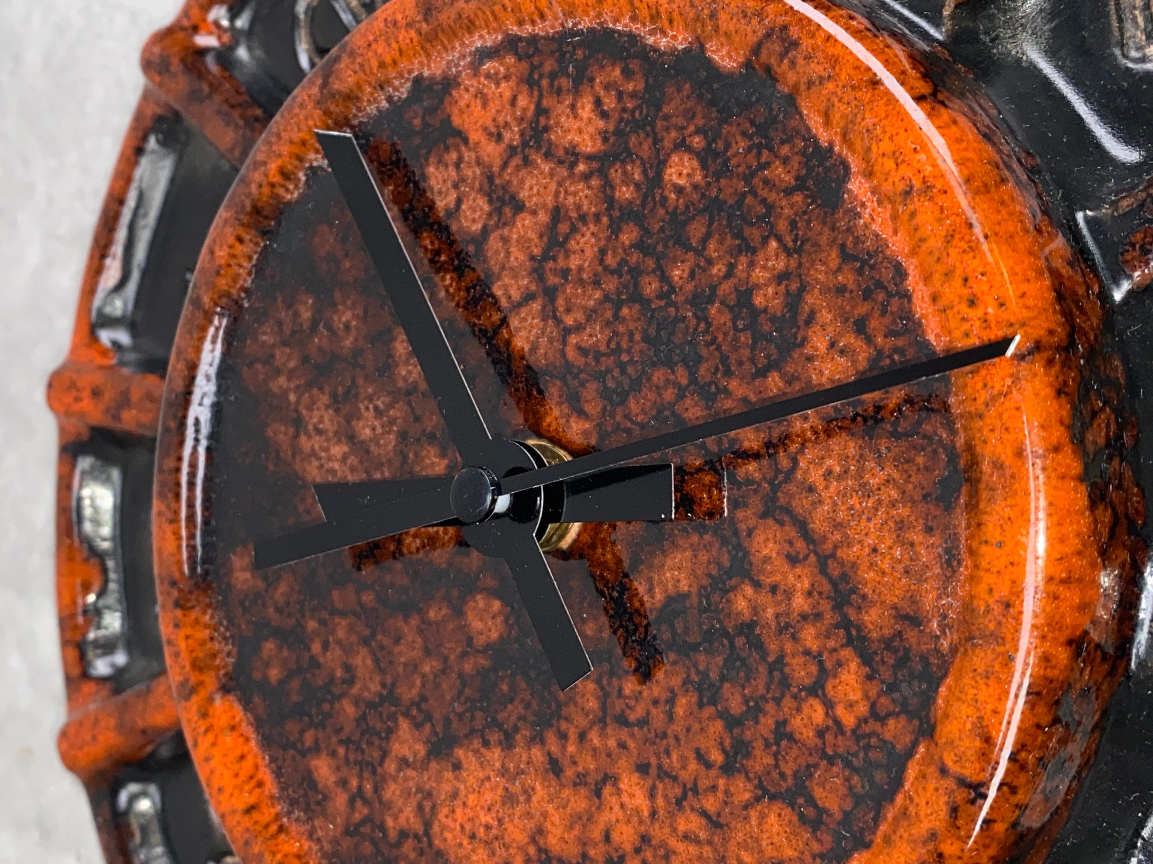 Mid-century desgin wall clock by Tófej In Excellent Condition For Sale In Banská Štiavnica, SK