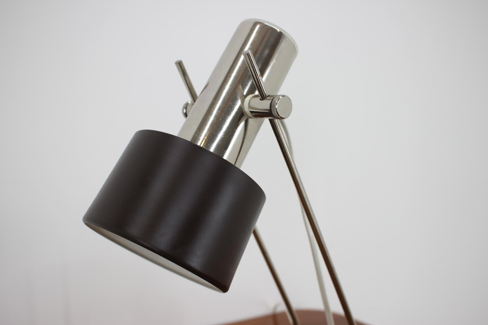 Czech Midcentury Design Adjustable Table Lamp, 1970s For Sale
