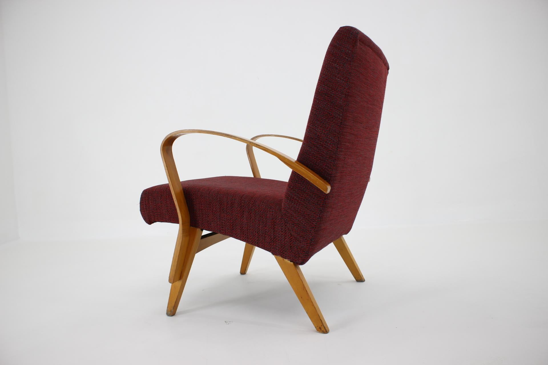 Midcentury Design Armchair / Czechoslovakia, 1960s In Good Condition For Sale In Praha, CZ