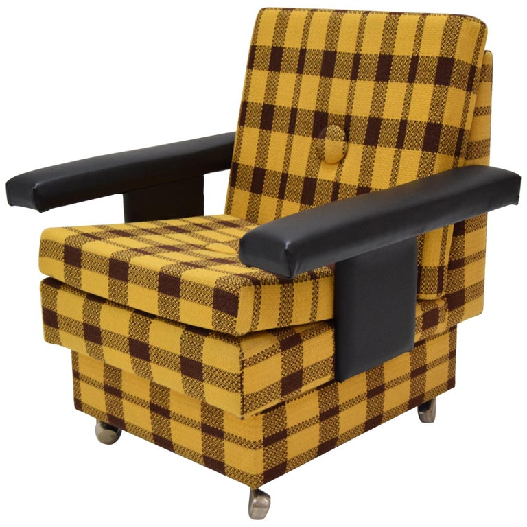 Sessel im MidCenturyDesign mit Rädern, 1970er Jahre im Angebot bei