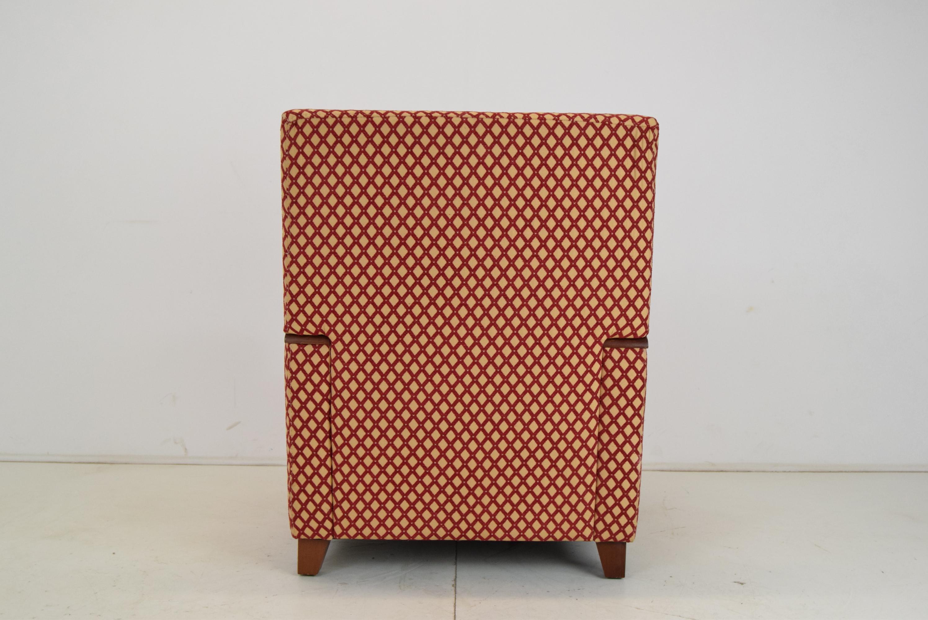 Mid-Century Design Armchair, 1980's For Sale 9