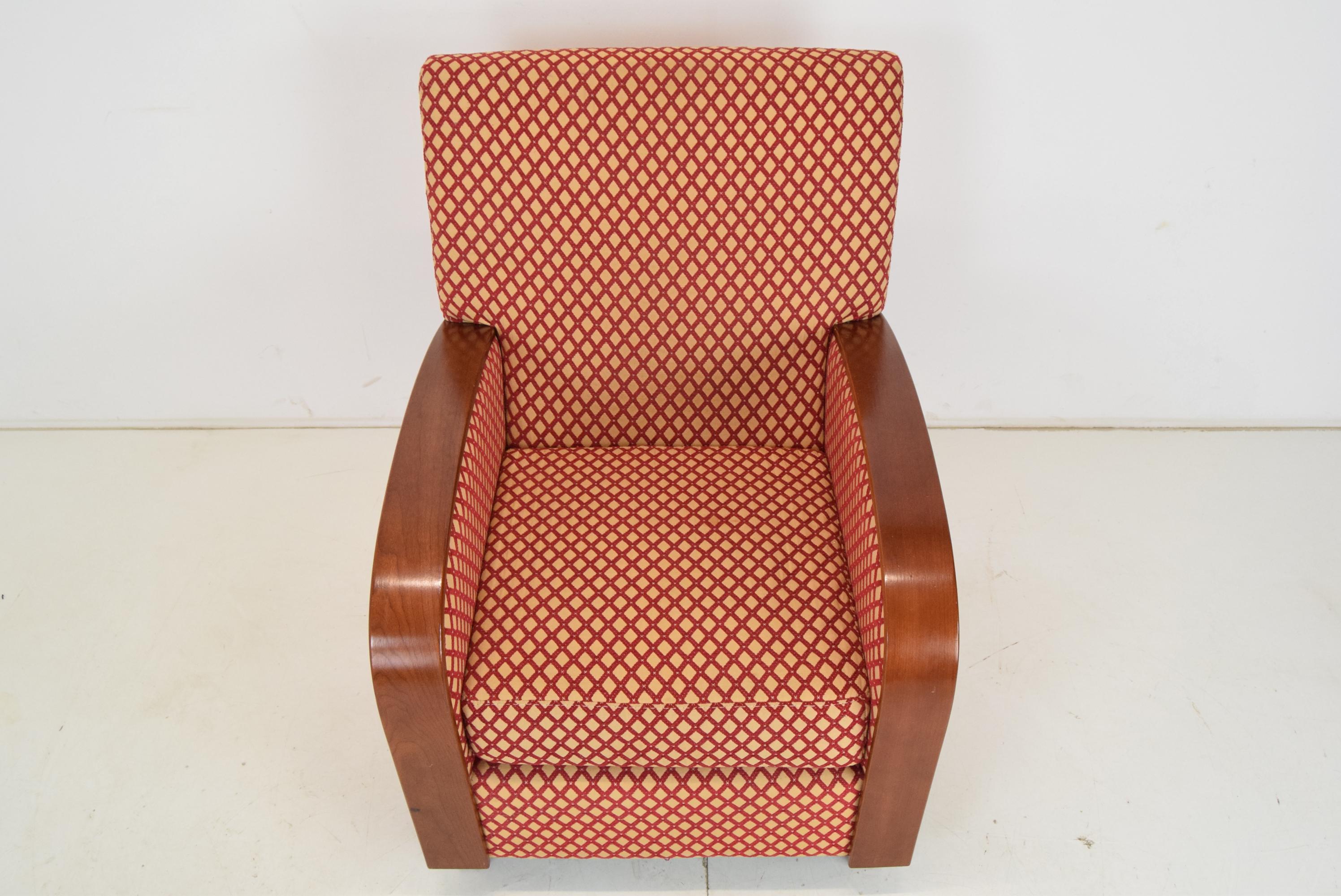 Mid-Century Design Armchair, 1980's For Sale 2