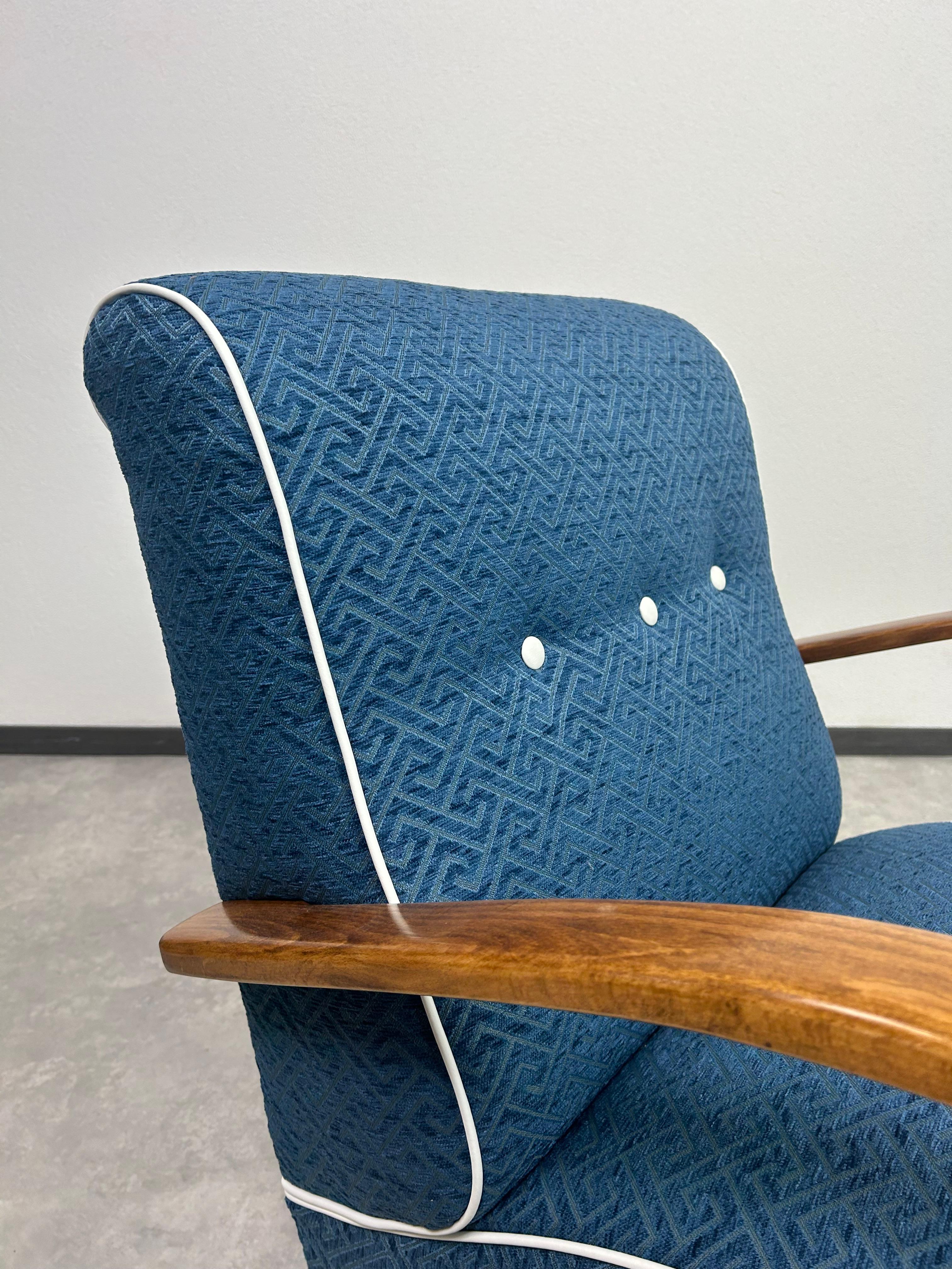 Art Déco Poltrone di design di metà secolo di Jindřich Halabala in vendita