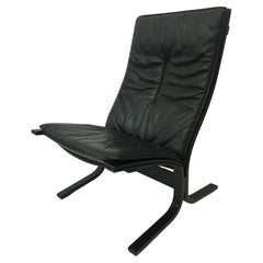 Mid-Century design black leather lounge chair by Ingmar Relling for Westnofa