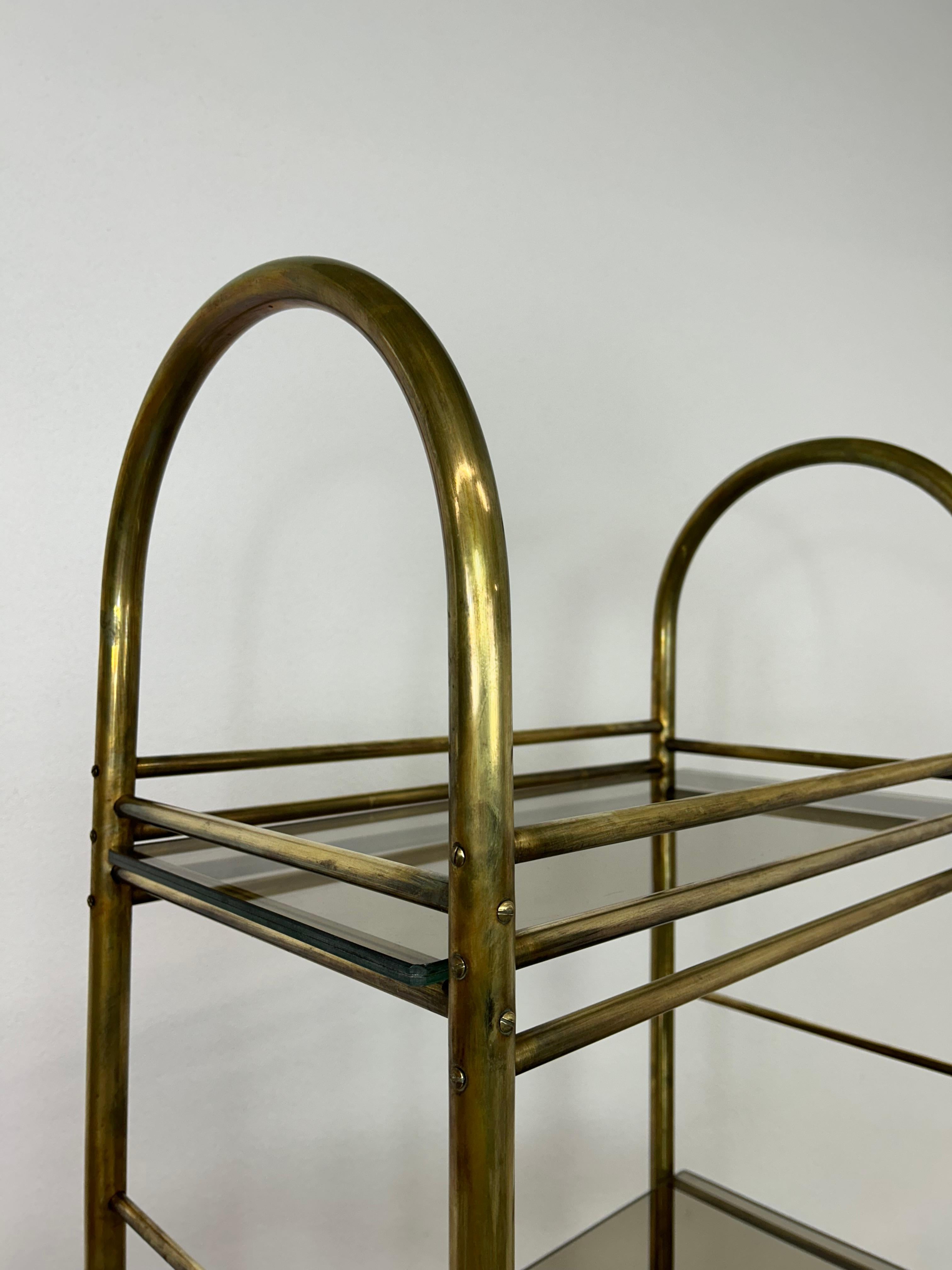 Late 20th Century Mid-century design brass etagere For Sale